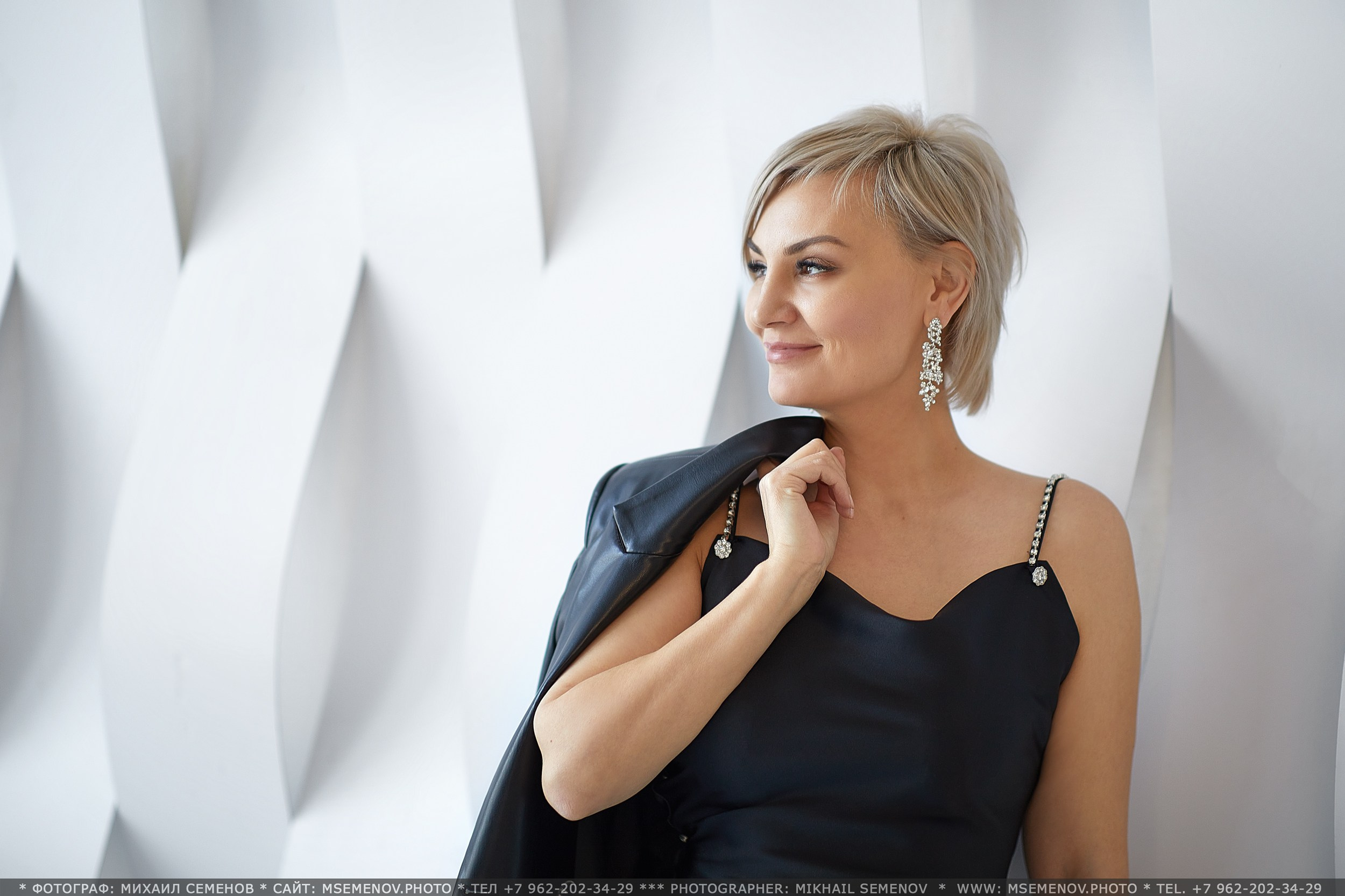 Деловая фотосъемка, предметная, студийный портрет. Рекламная фотосессия. ФОТОуслуги для бизнеса, имиджевая фото-видео съемка. Фотограф, фотопроекты Михаила Семенова в Ярославле. Фотошкола