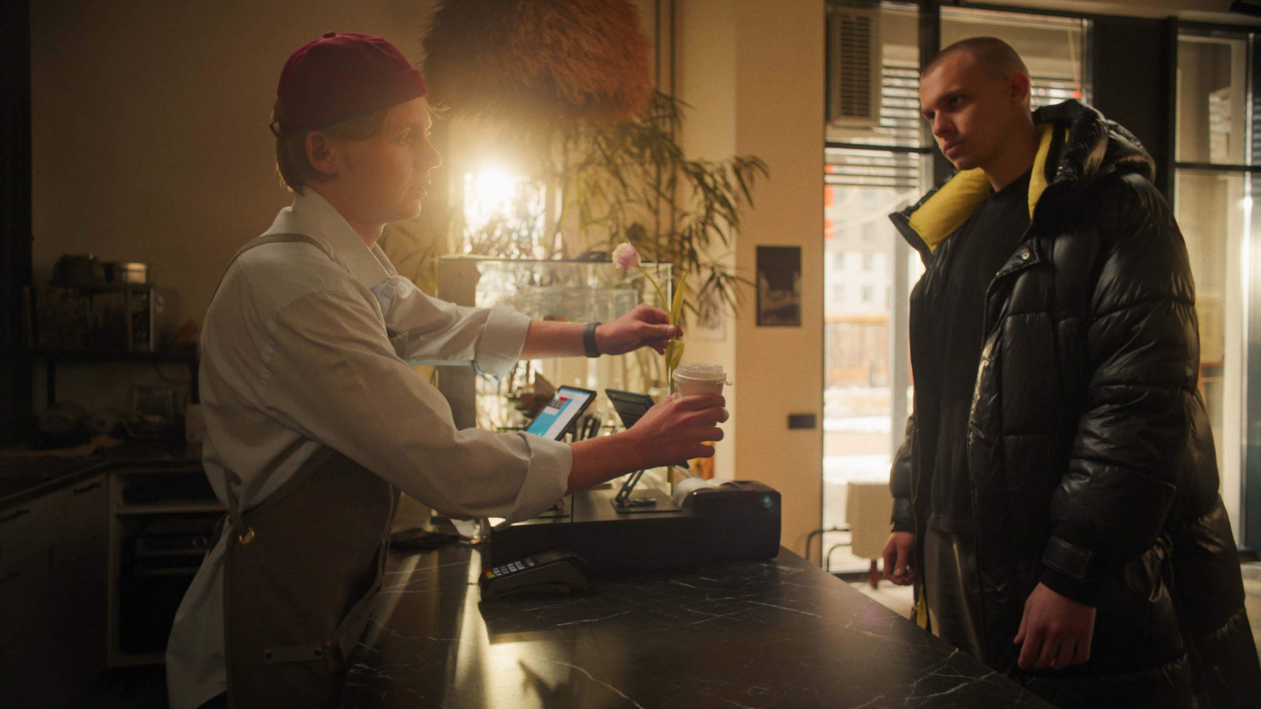 Три чашки до любви. Цветокоррекция видео