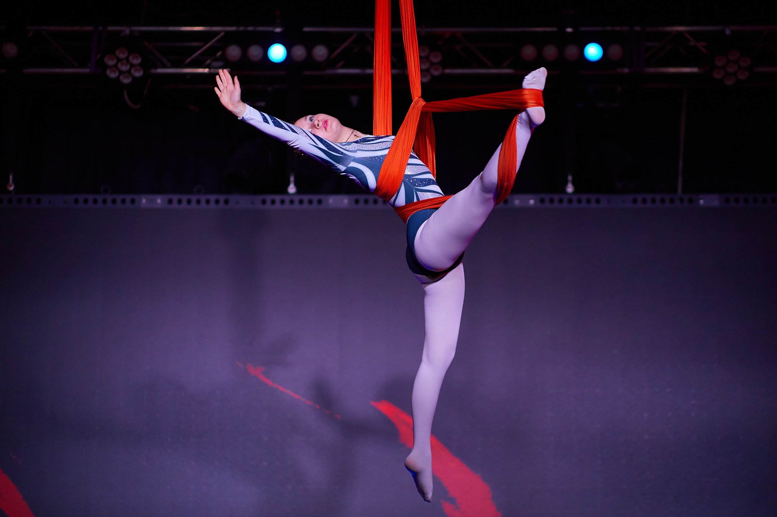 Анонс фоторепортажа с Концерта Грация. POLE DANCE. Photographer for business Mikhail Semenov. Aqua photo studio, photo school