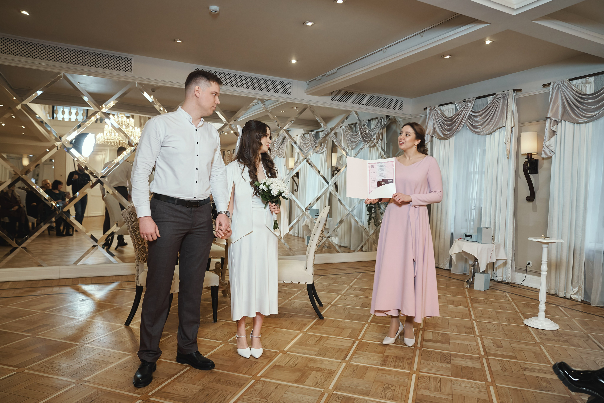 Регистрация брака в ресторане Гусятникофф. Фотограф на свадьбу