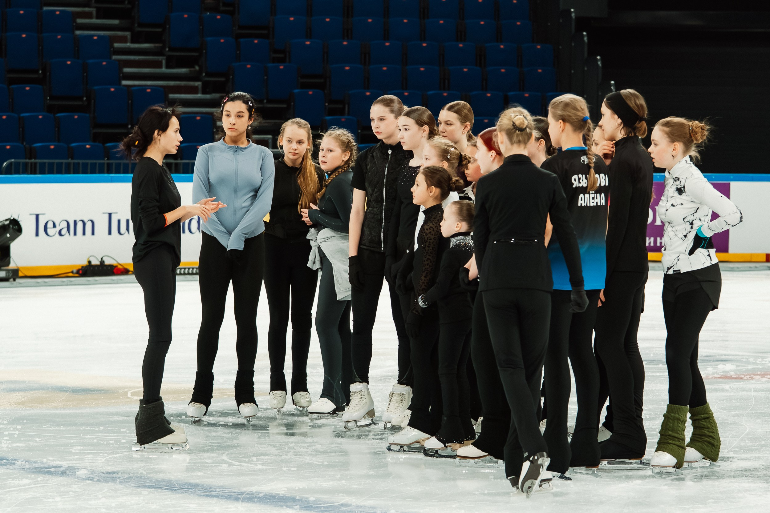 Мастер-класс Алины Загитовой в Новосибирске (11-00). Воробьева Ксения — Спортивный и танцевальный фотограф Новосибирск