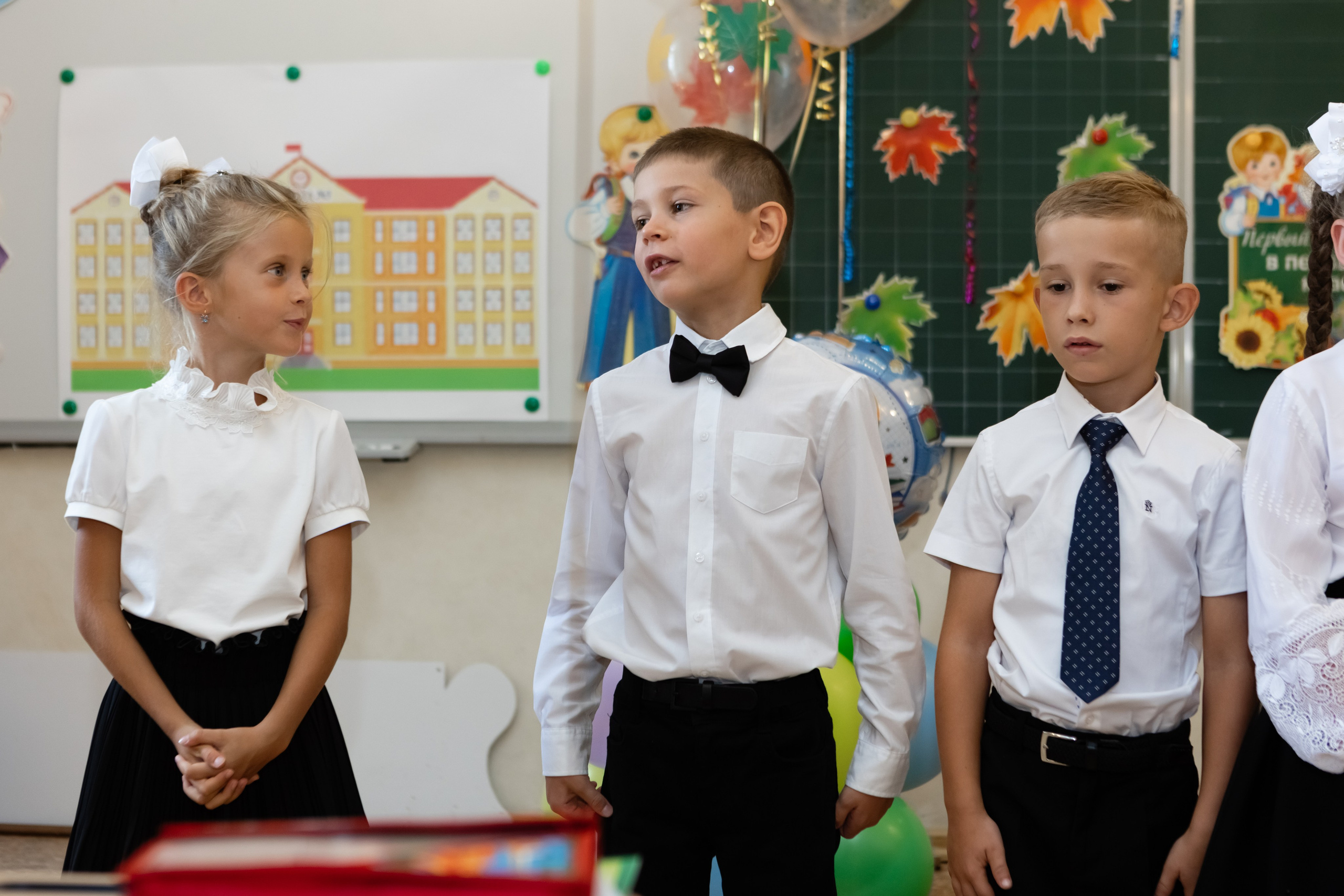 Первый раз — в первый класс. Фотосессия первоклассников 1 сентября. Свадебный фотограф, фотосъемка в Крыму, Севастополе, Симферополе, Ялте