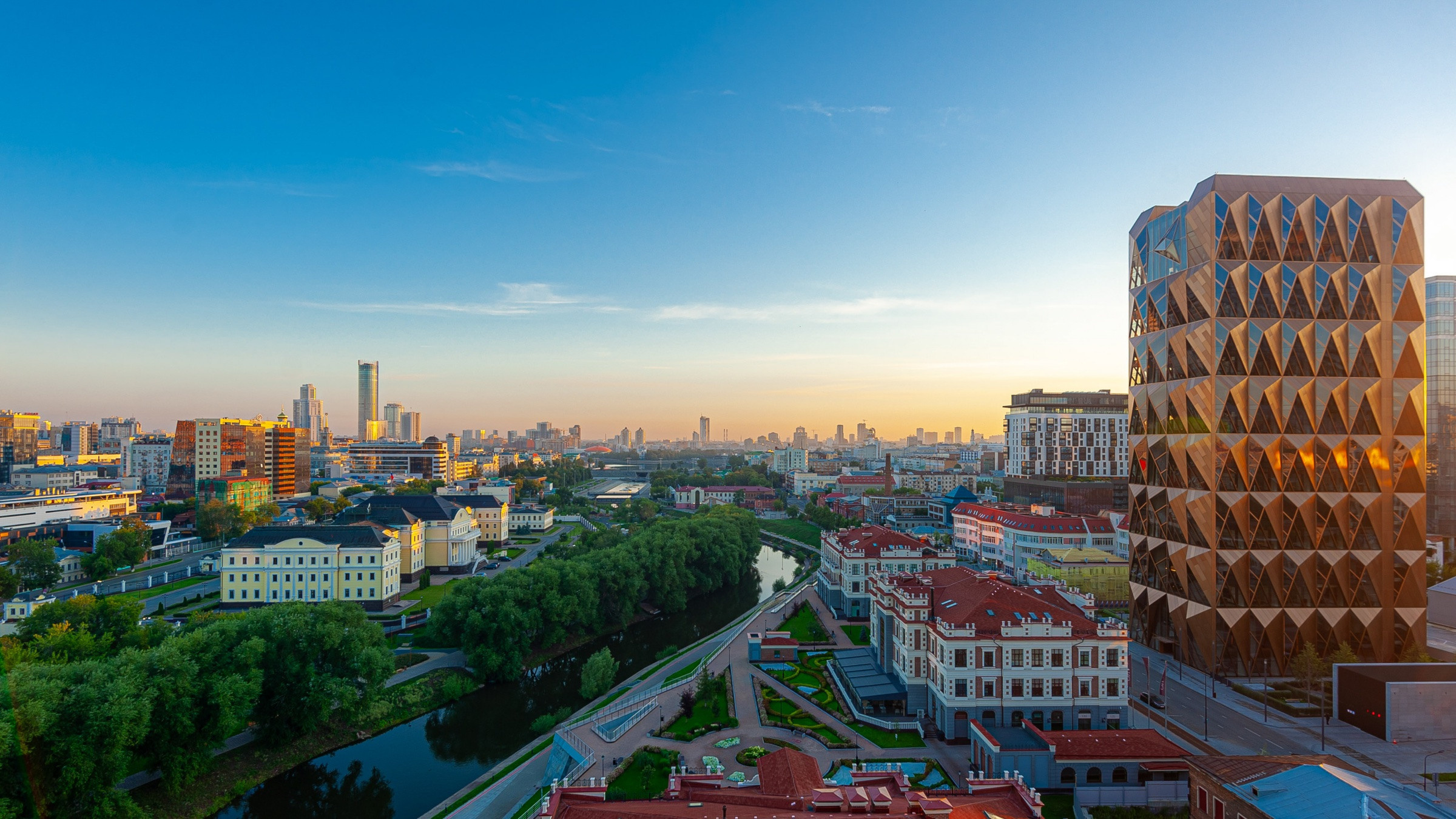 Репортажный фотограф Антон Буценко