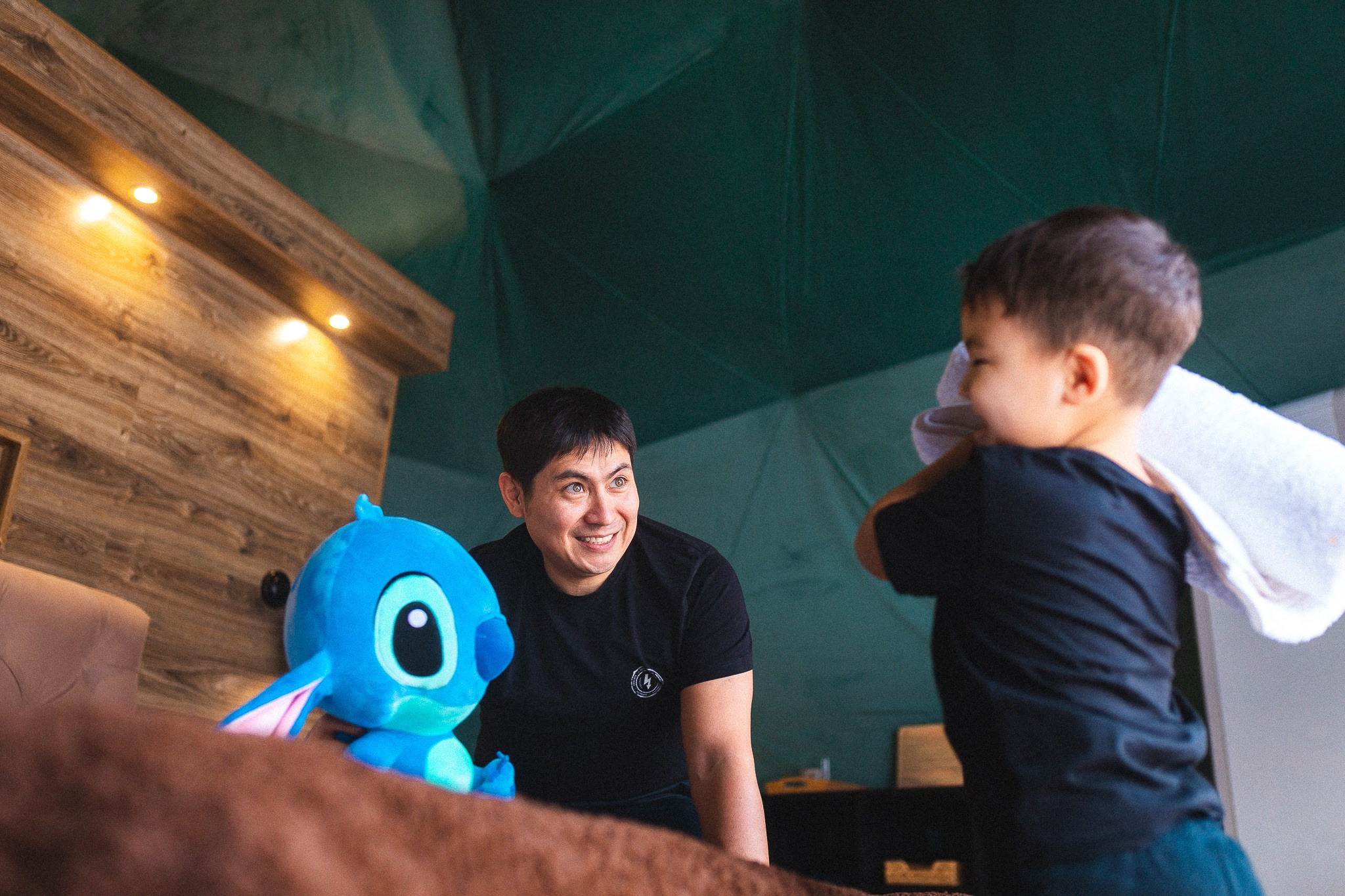 Семейная фотосессия в Алматы. MIKHAIL VASSILYEV — Свадебный и Репортажный фотограф в Алматы