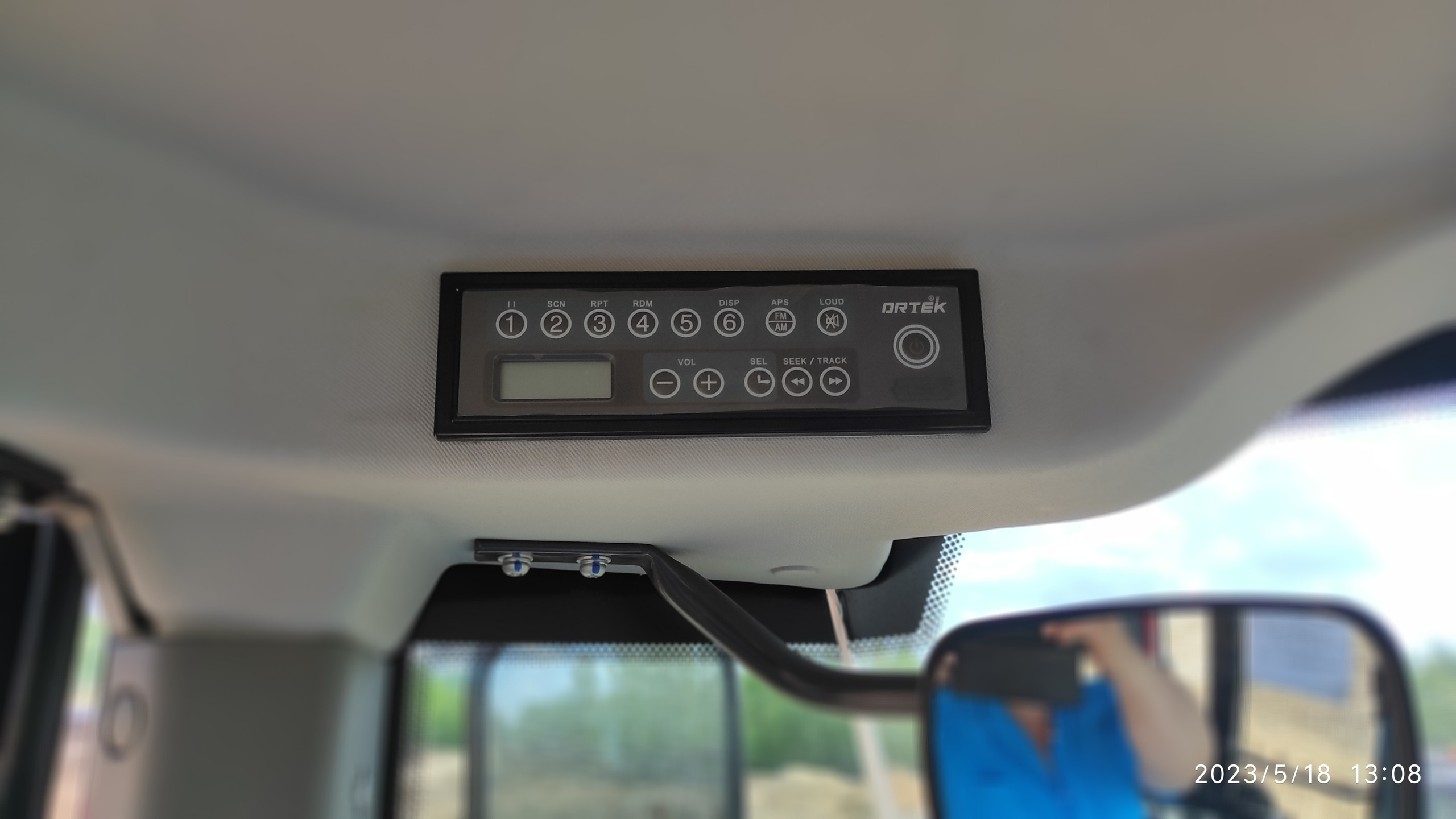 Фото фронт. погр. Weheavy WL856H. Продажа и обслуживание грузовой техники и спецтехники в г. Новосибирск компания СТИ