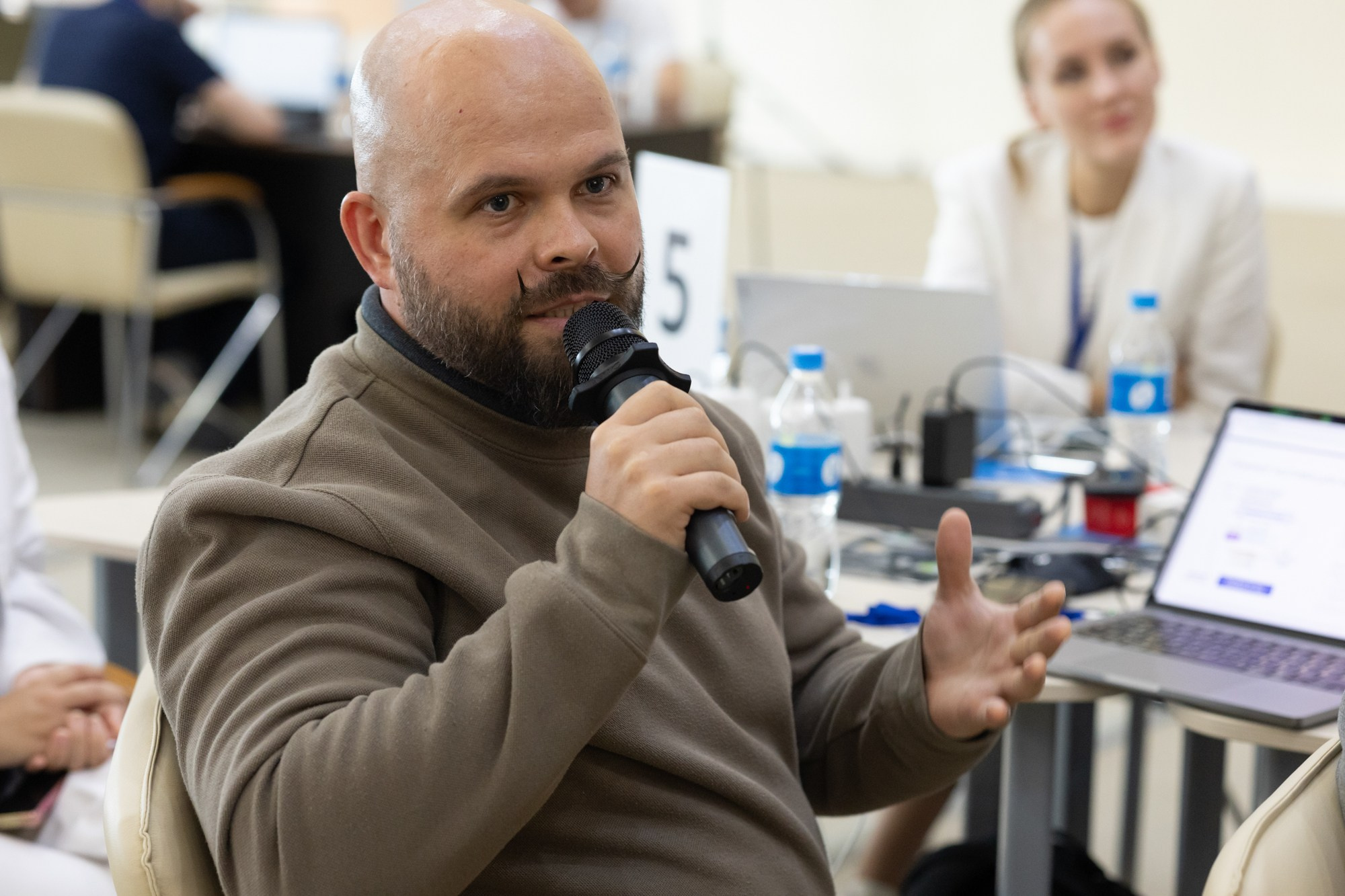 Репортажная фотосъемка во Владивостоке. Портретный, свадебный, репортажный фотограф во Владивостоке Юлиана Джули Фокс