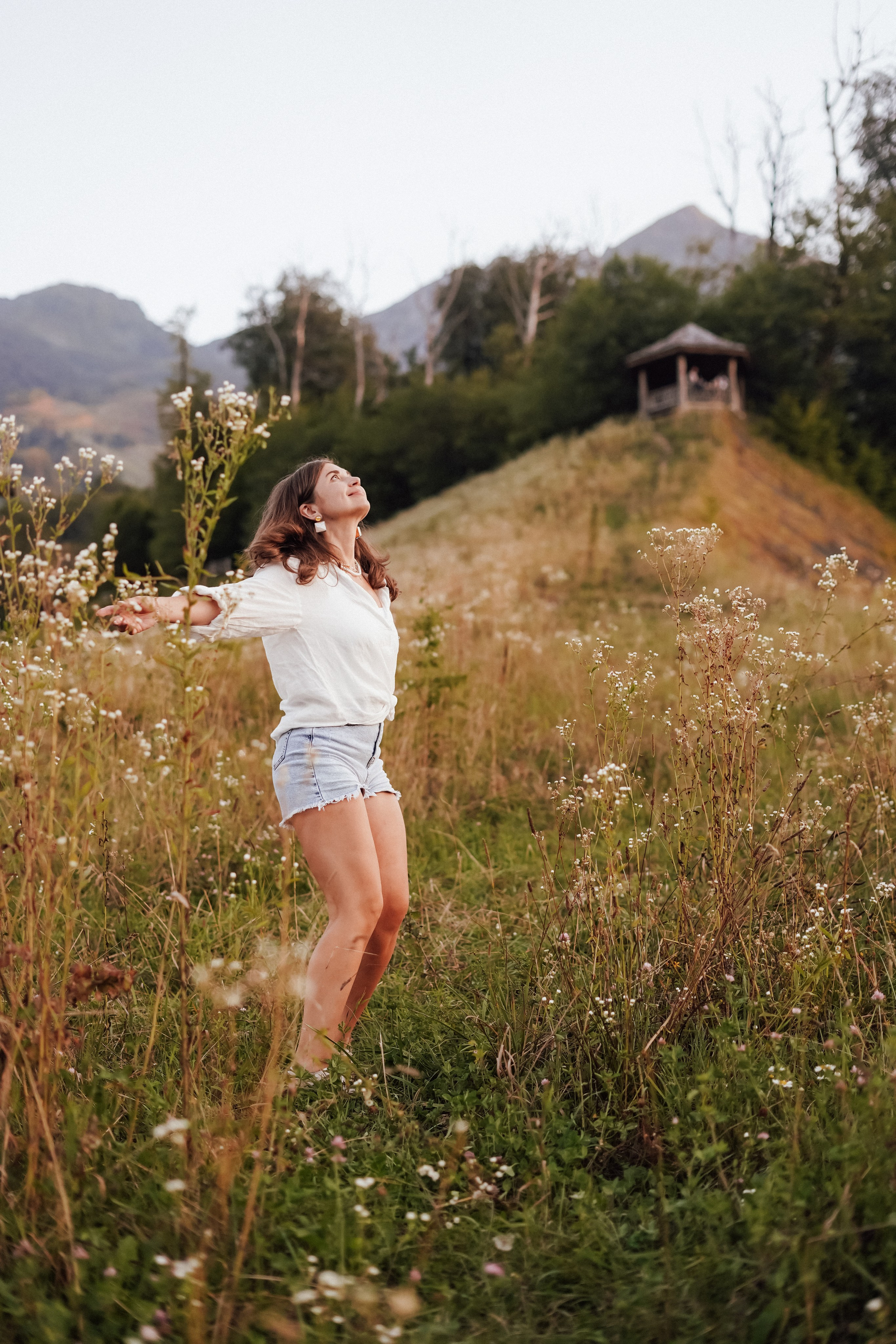 Алексей и Екатерина в горах Красной Поляны. Фотограф в Сочи и Абхазии | Фототуры | September Air