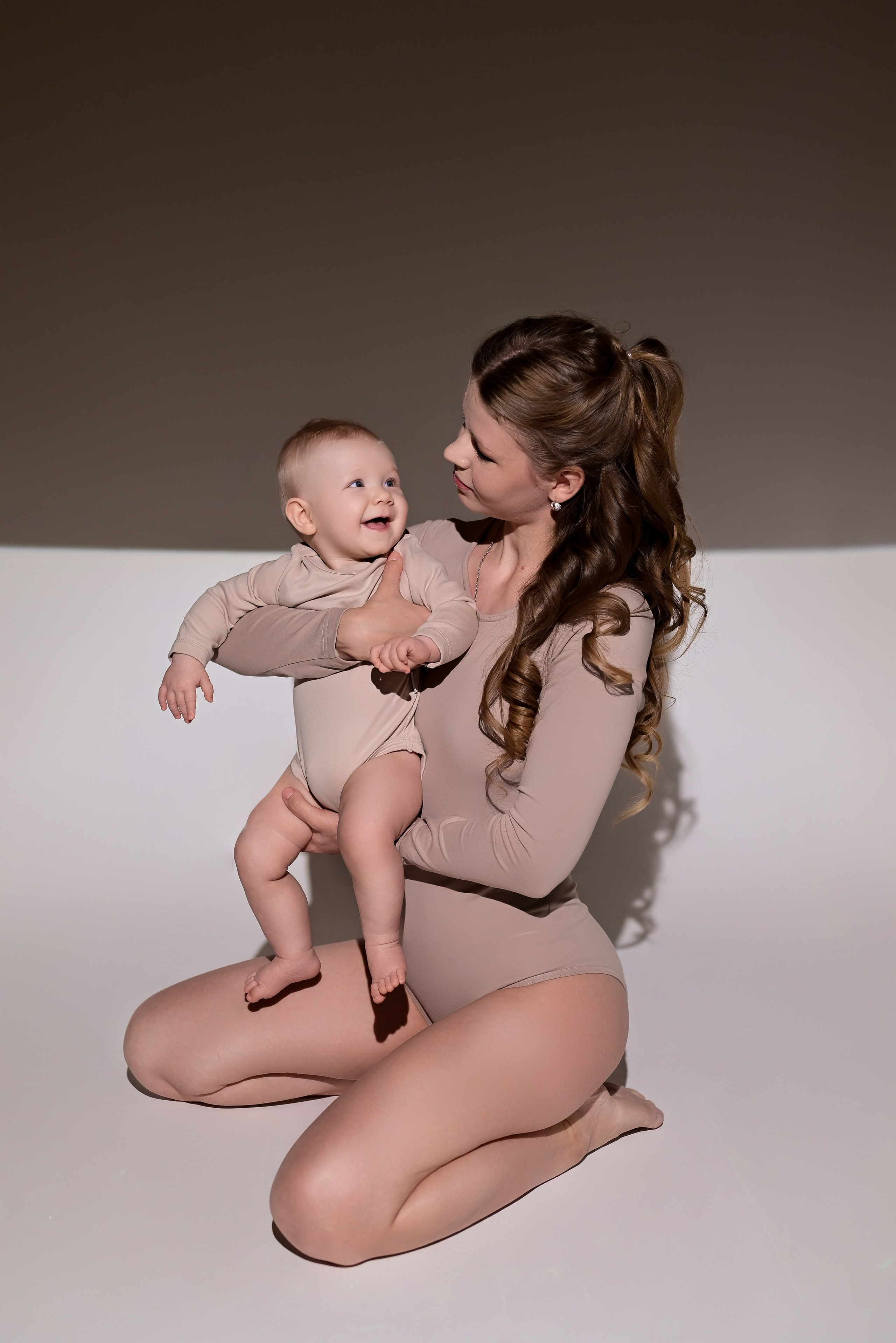 Семейная. Фотостудия Зефир. Фотосессии в студии под ключ. Москва. Семейные и детские фотосессии