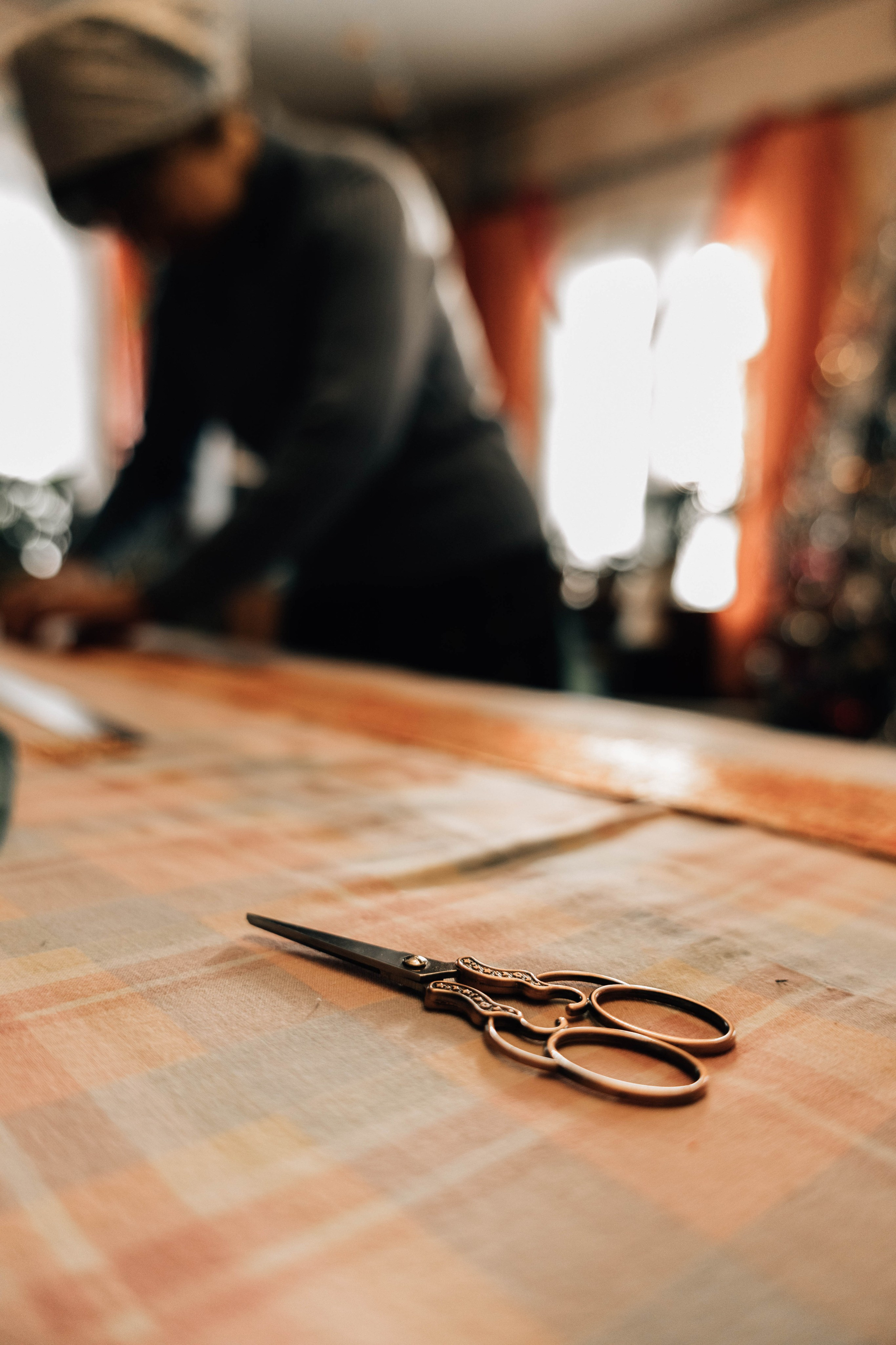 Александра: пошив церковных облачений. Фотограф Серебряные Пруды — Екатерина Рыкина | Детские и семейные фотосъемки, бытовой жанр