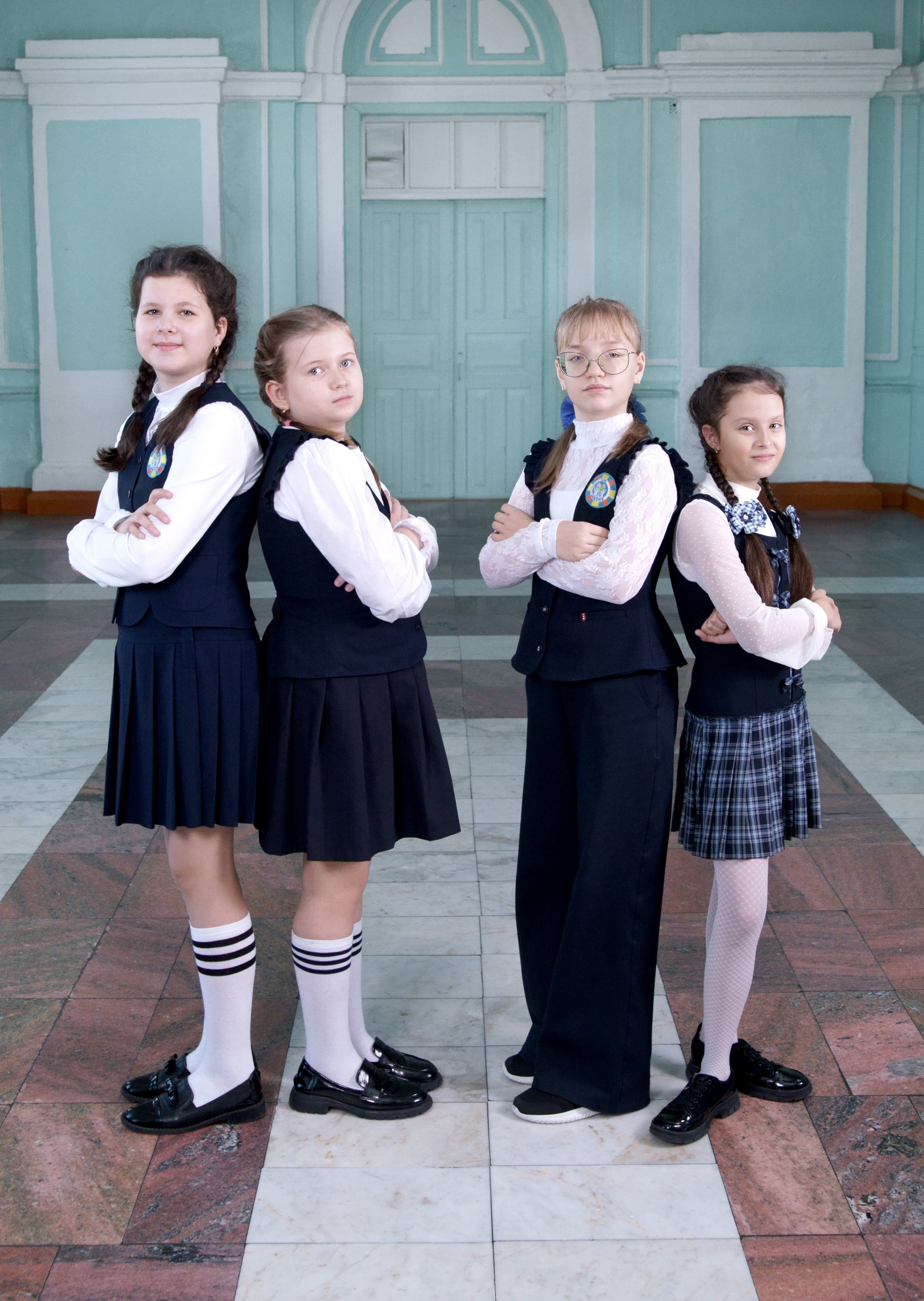 Выпускные альбомы для 4 класса в Иркутске — Цены