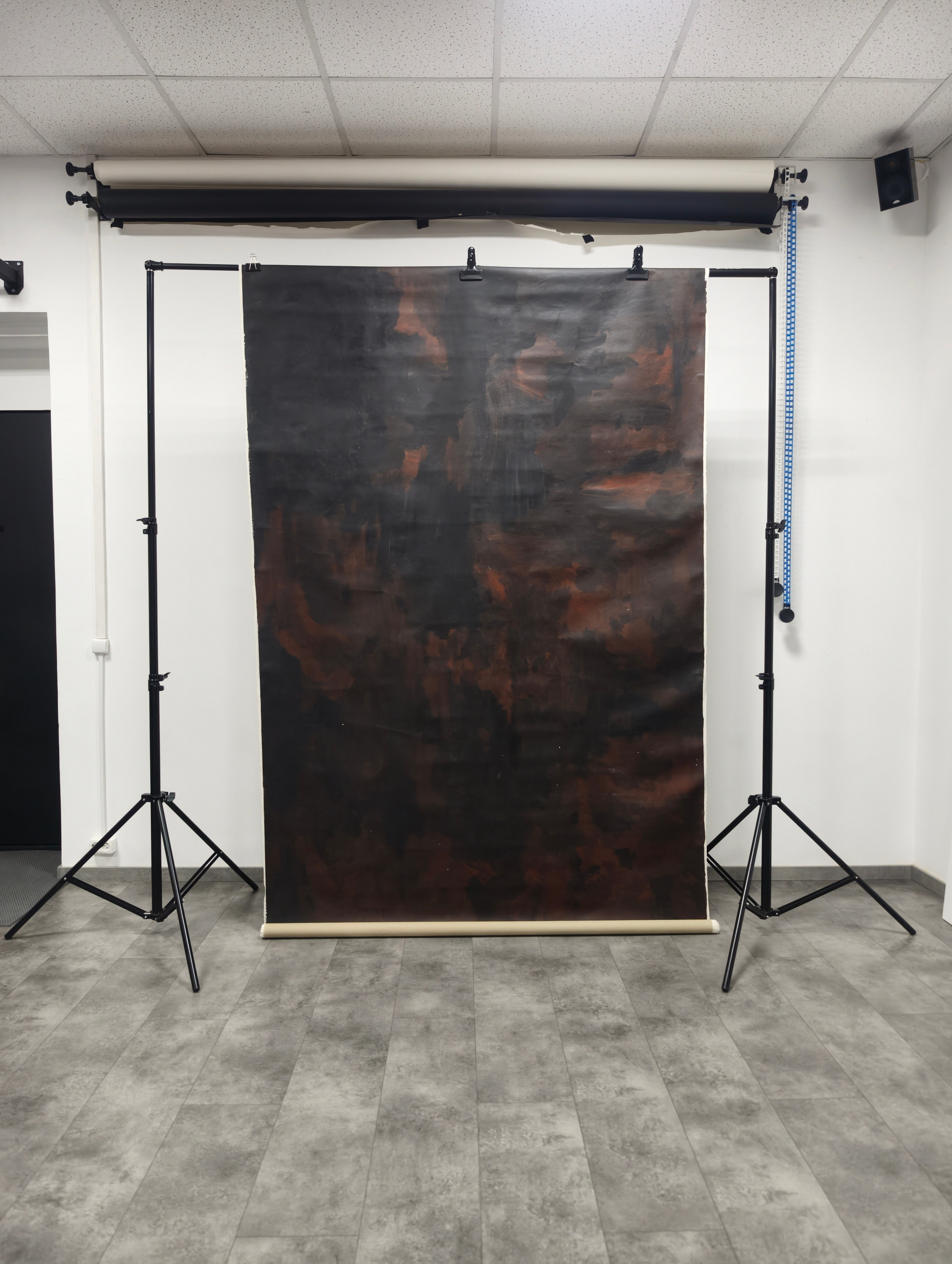 Фотофон тёмно-коричневый на холсте Gravitybackdrop 165×300 см в аренду СПб
