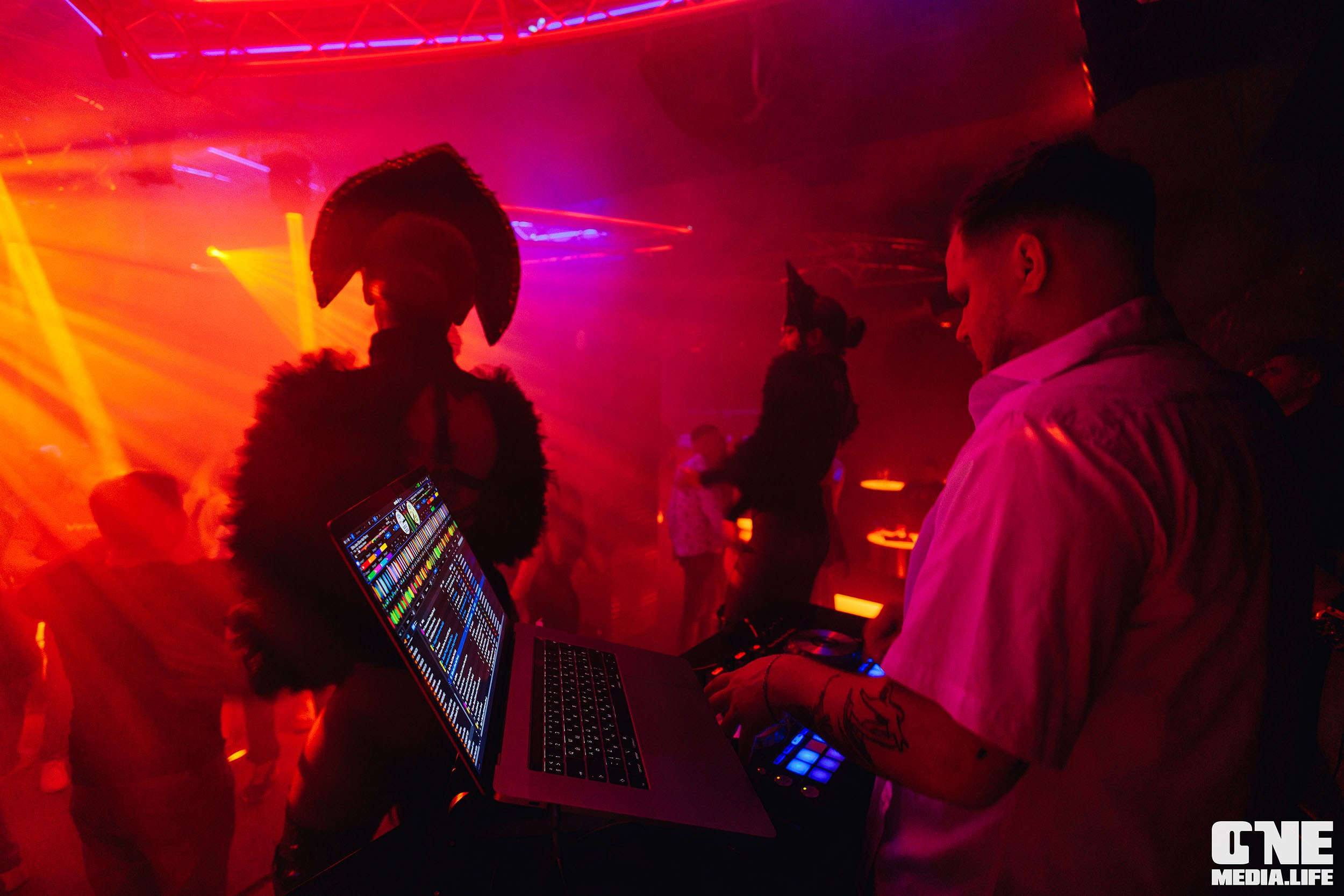 Фоторепортаж из РК Планета. One Media Life: фоторепортажи, фотоотчеты с мероприятий и заведений