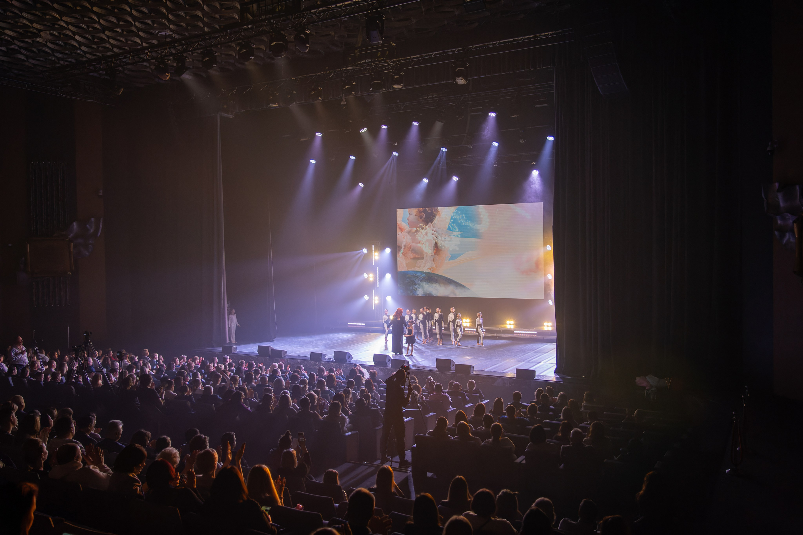 Фотосъёмка на гала-концерт, конкурсы, выступления, отчётные концерты и эвент-мероприятия. «Студия DRONAVT`s» — видеосъёмка и фотография г. Москва