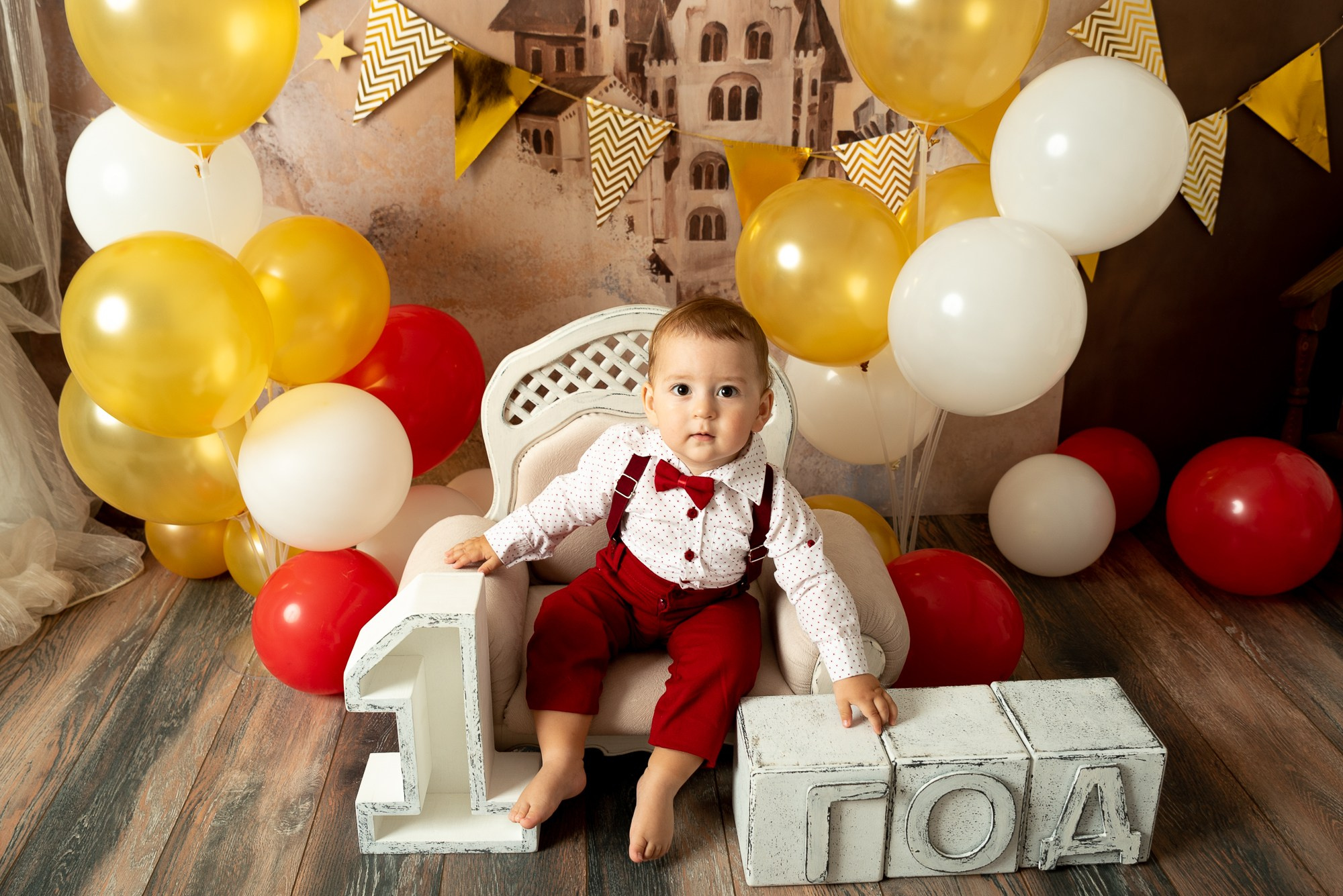 Годовасие ВСЕ ВКЛЮЧЕНО малыш Михаил. Фотограф новорожденных в Нижневартовске Лара Курдюкова