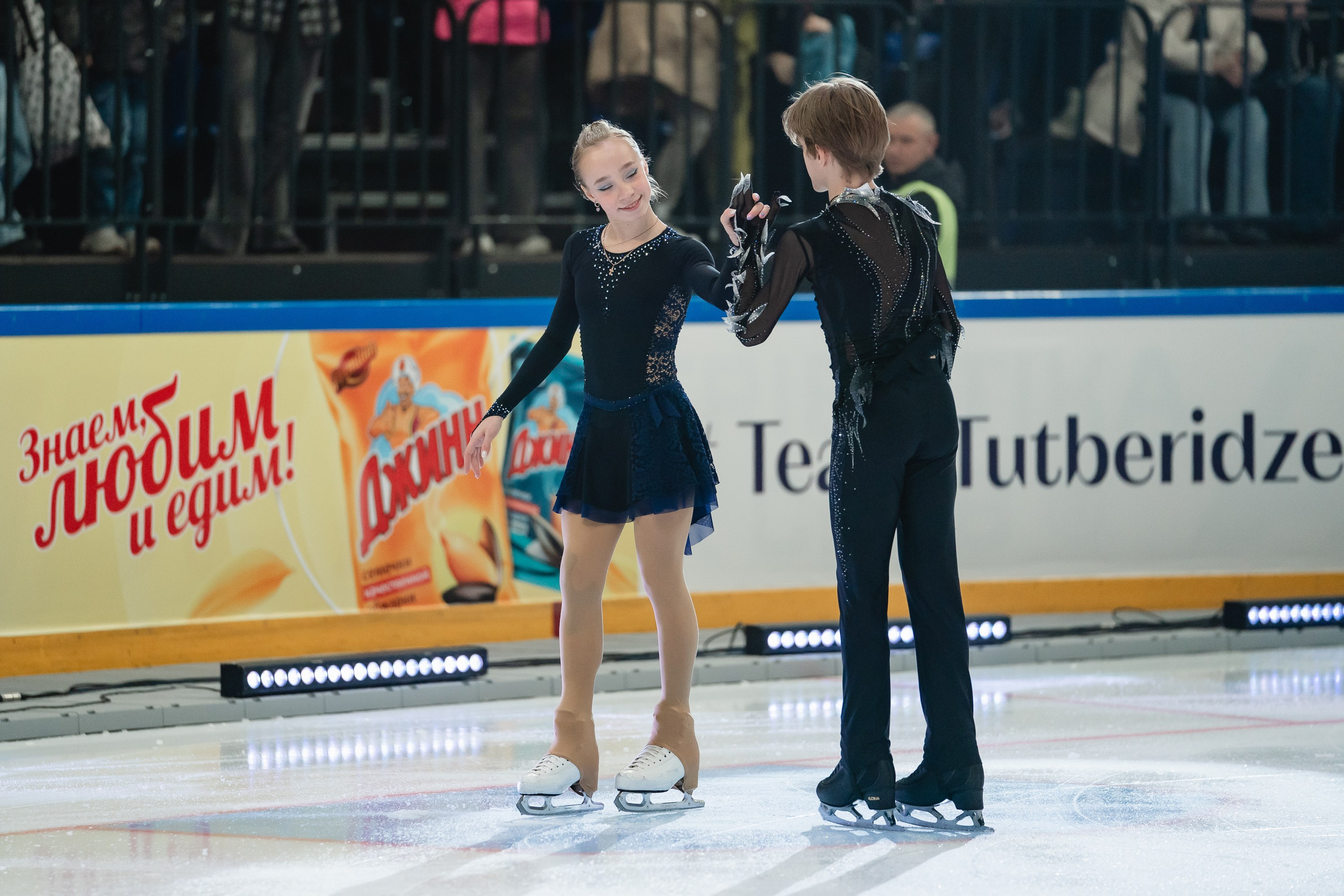 Шоу «Чемпионы на льду» в Новосибирске. Воробьева Ксения — Спортивный и танцевальный фотограф Новосибирск