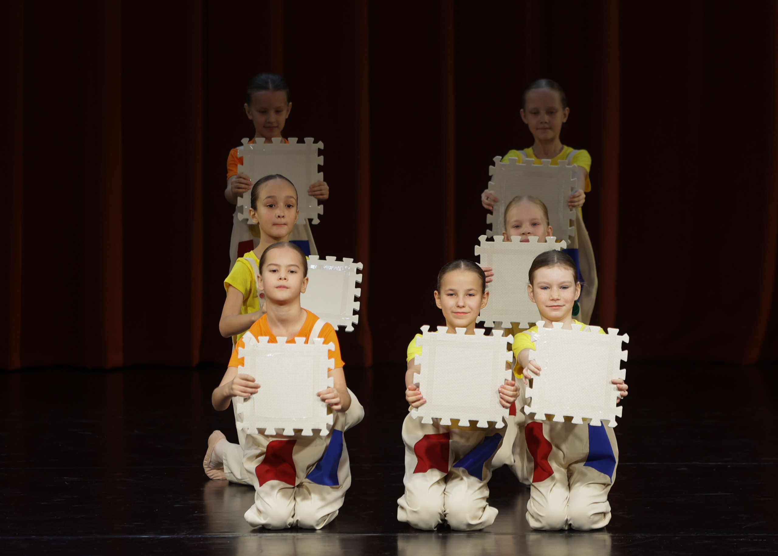 Фестиваль хореографического искусства «КУБОК ЛЕГЕНДЫ — 2025». Выпускные альбомы и школьный фотограф в Подольске, Троицке, Щербинке, Москве и Московской области