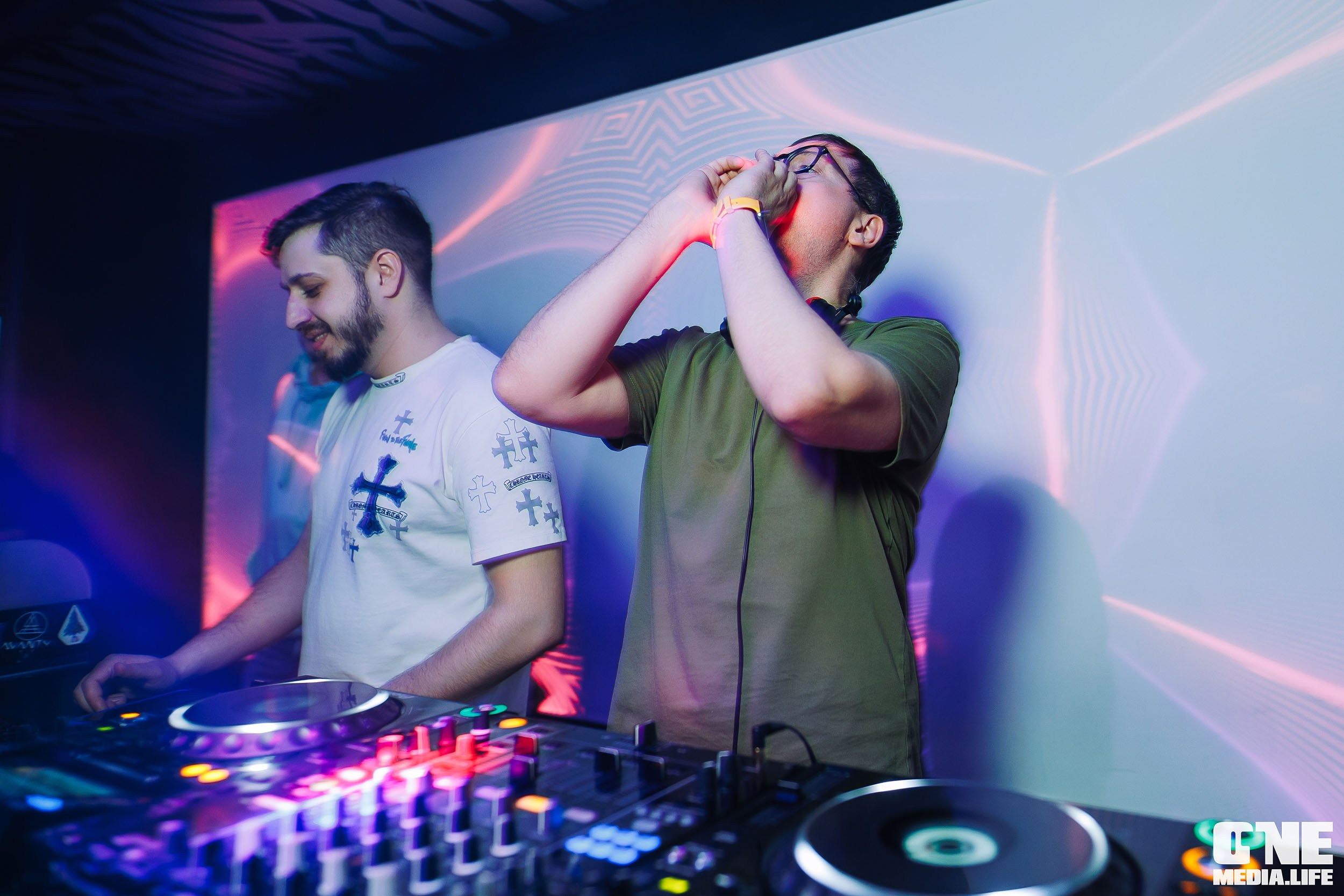 Dj Alexey Viper в Nisha. One Media Life: фоторепортажи, фотоотчеты с мероприятий и заведений