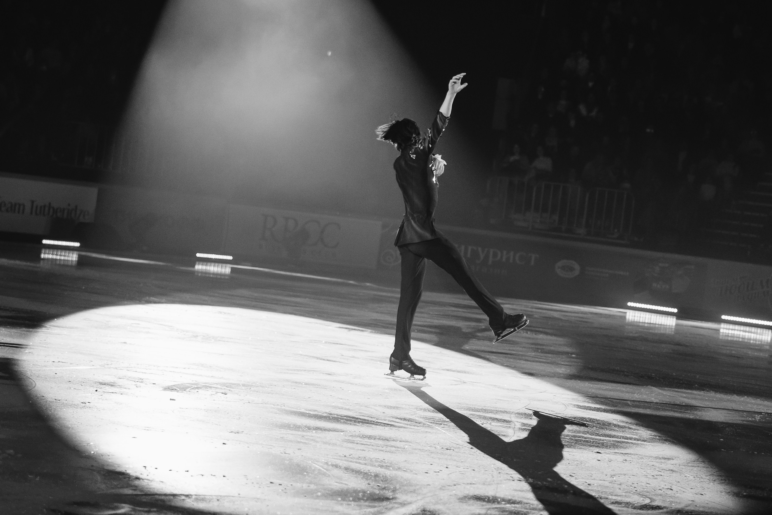 Шоу «Чемпионы на льду» в Новосибирске. Воробьева Ксения — Спортивный и танцевальный фотограф Новосибирск