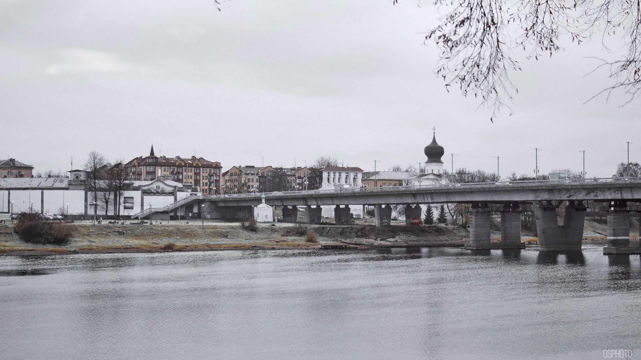 Псков. Ноябрь. Фотографъ Сергѣевъ. Поймать мгновеніе