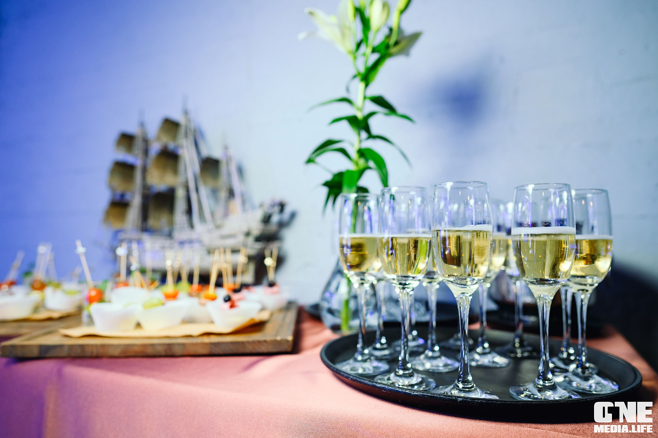 Фоторепортаж с дня рождения бара Дредноут. One Media Life: фоторепортажи, фотоотчеты с мероприятий и заведений