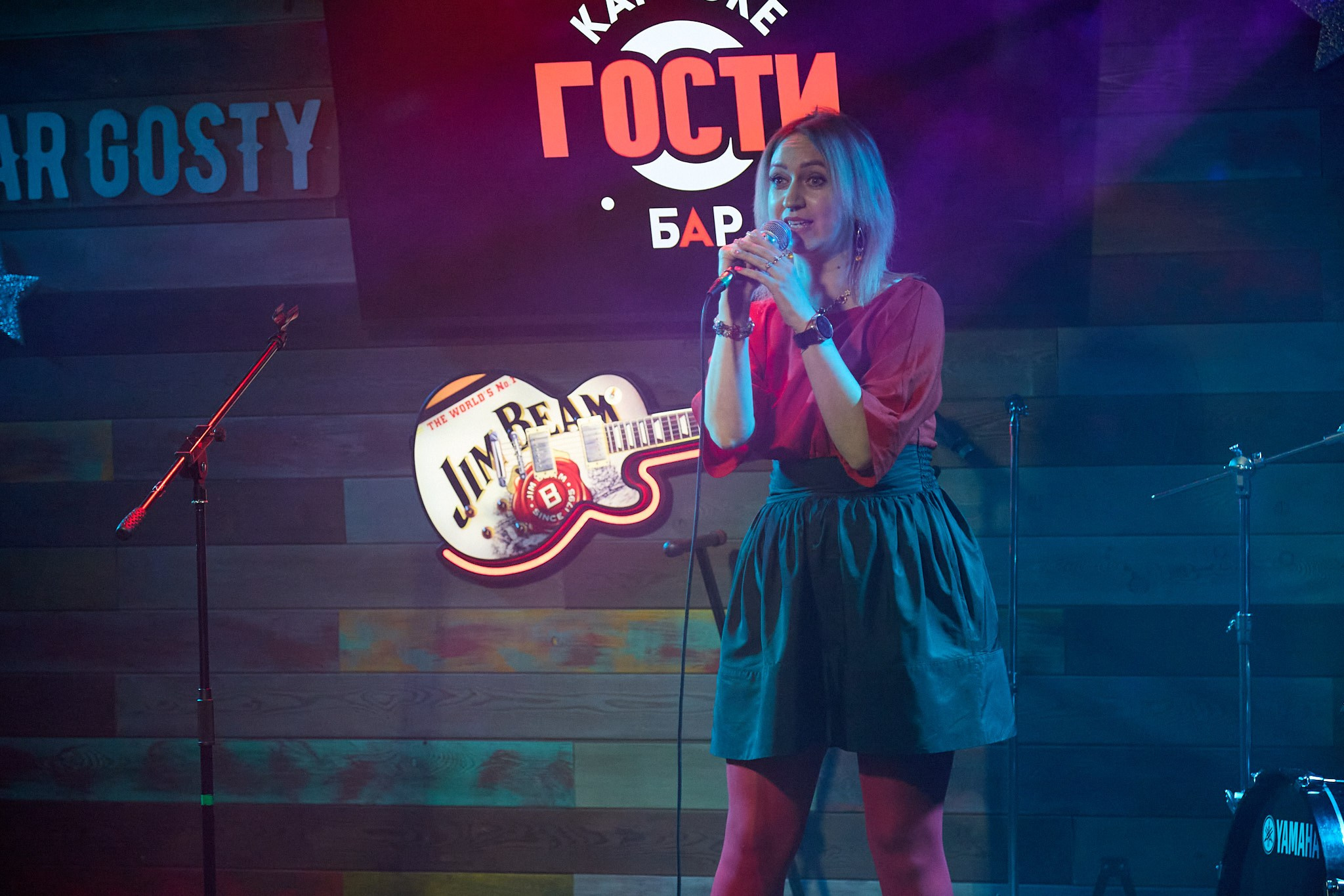 Концерт в баре «Гости». Фотограф Омск | Александр Вандеров