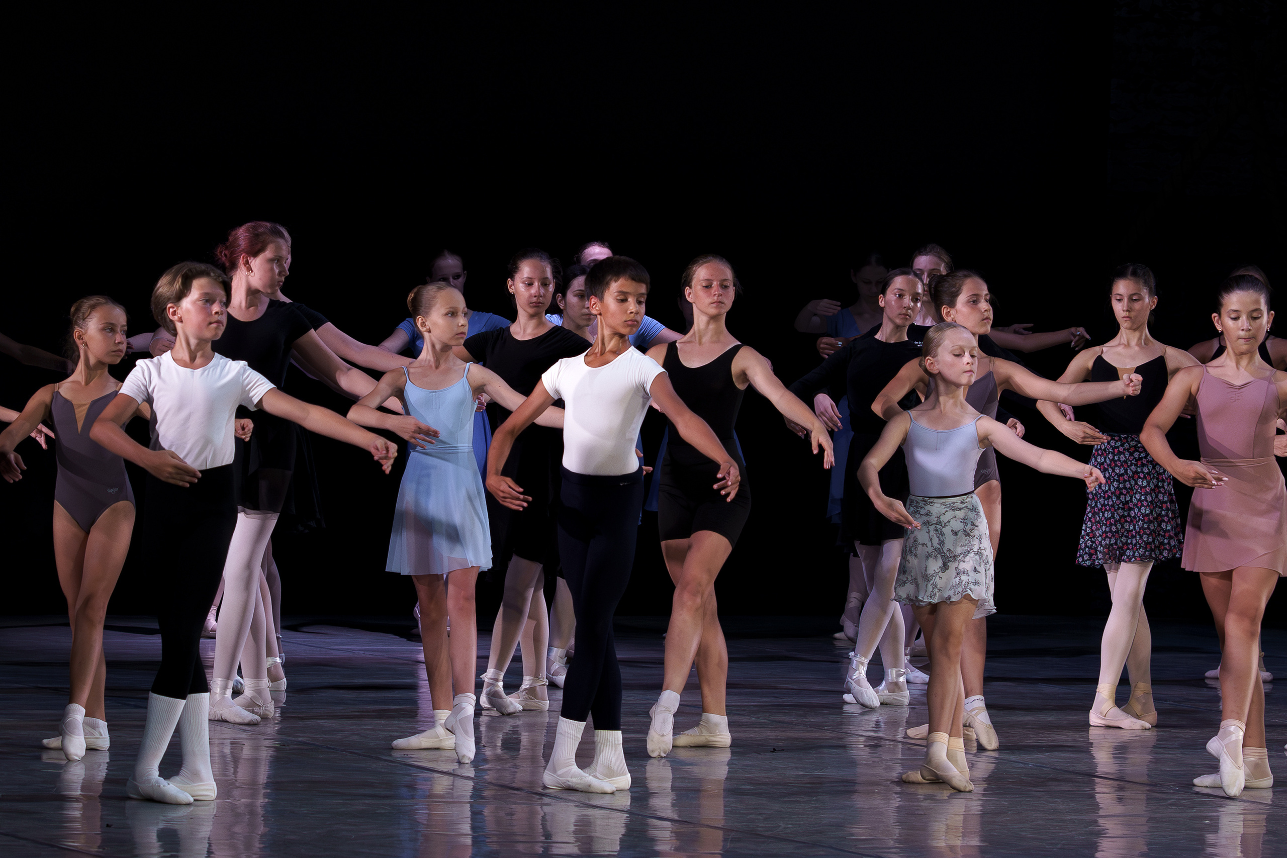 Репортажная фотосессия в г. Симферополе для оперы и балета. Виктория Беник