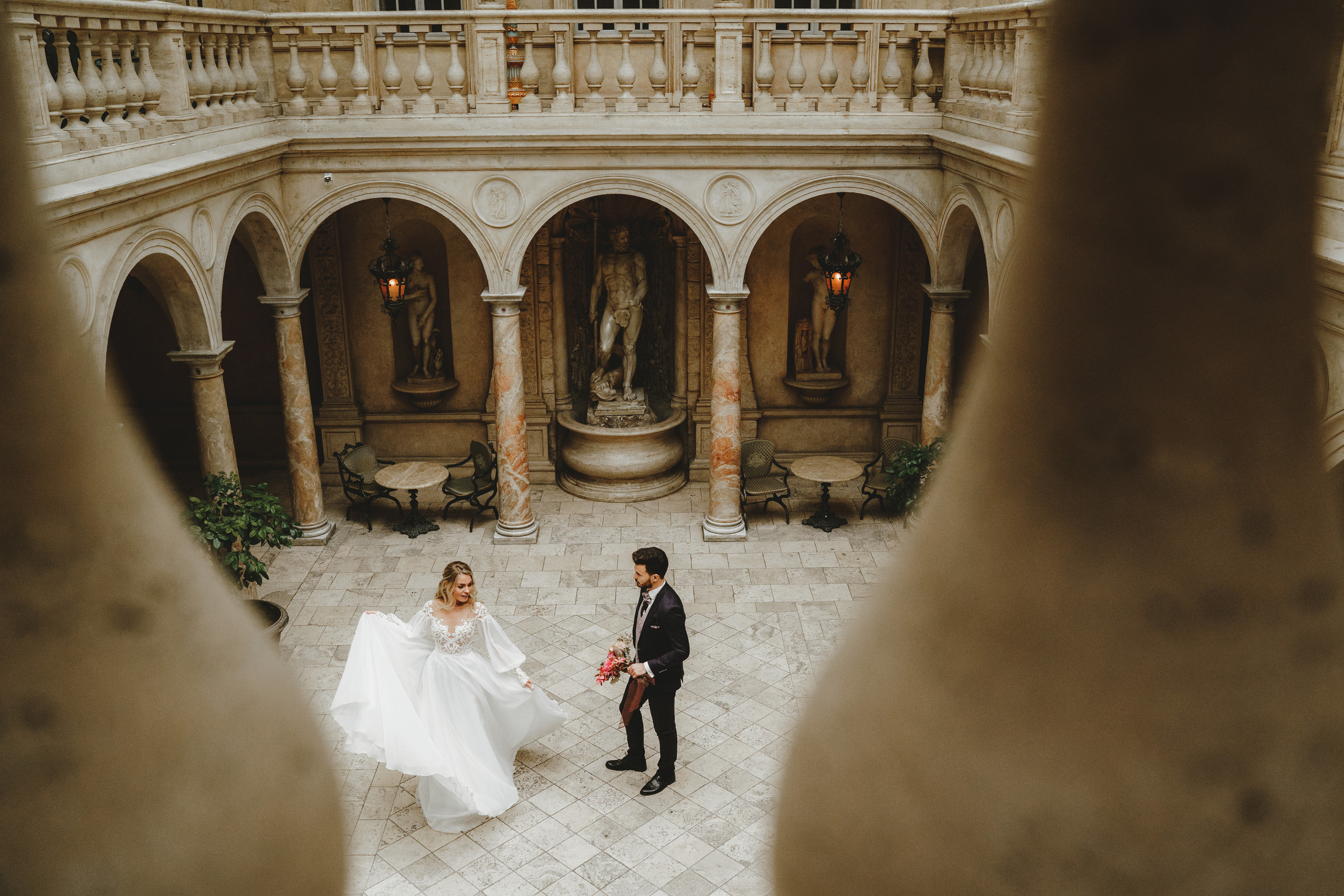 Как записаться на свадебную фотосессию в ресторан Турандот