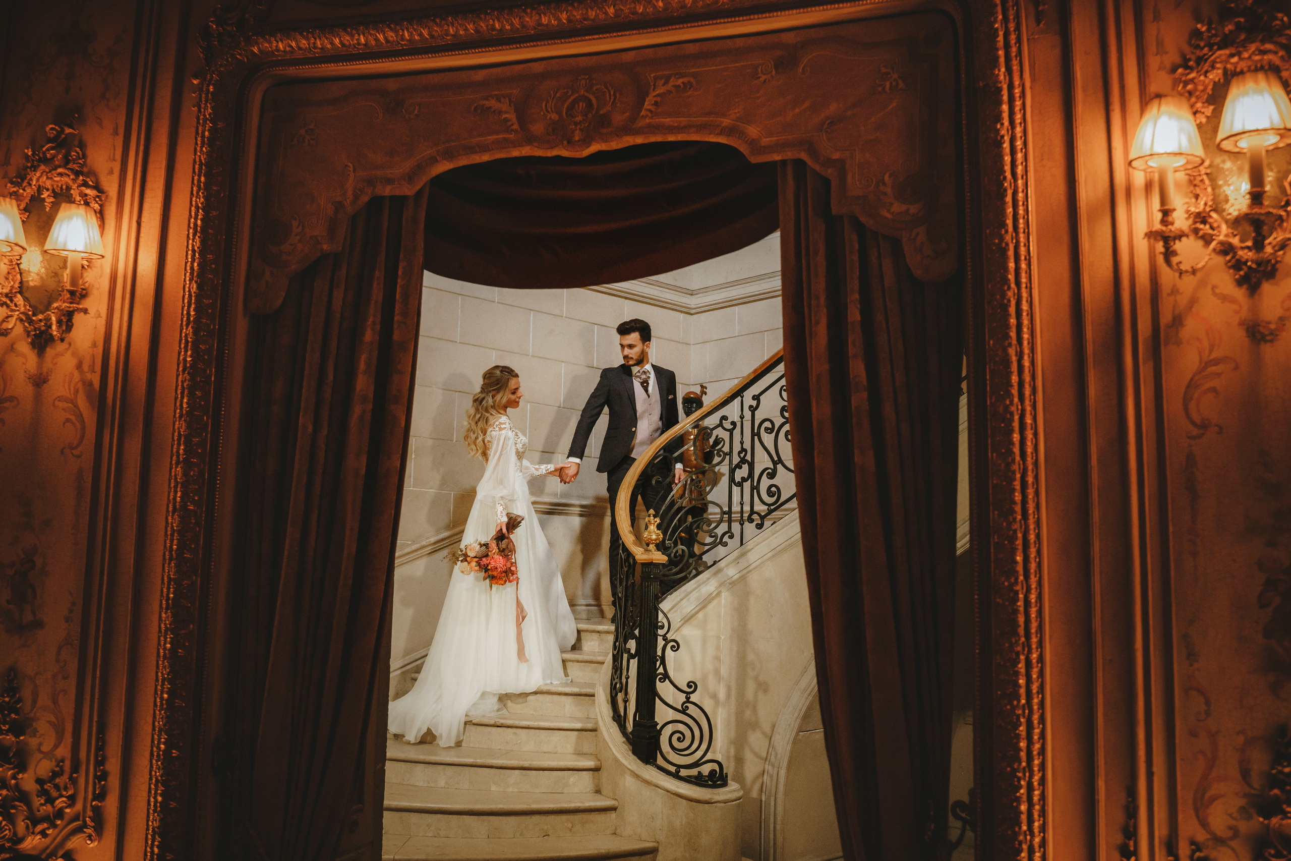 Как записаться на свадебную фотосессию в ресторан Турандот