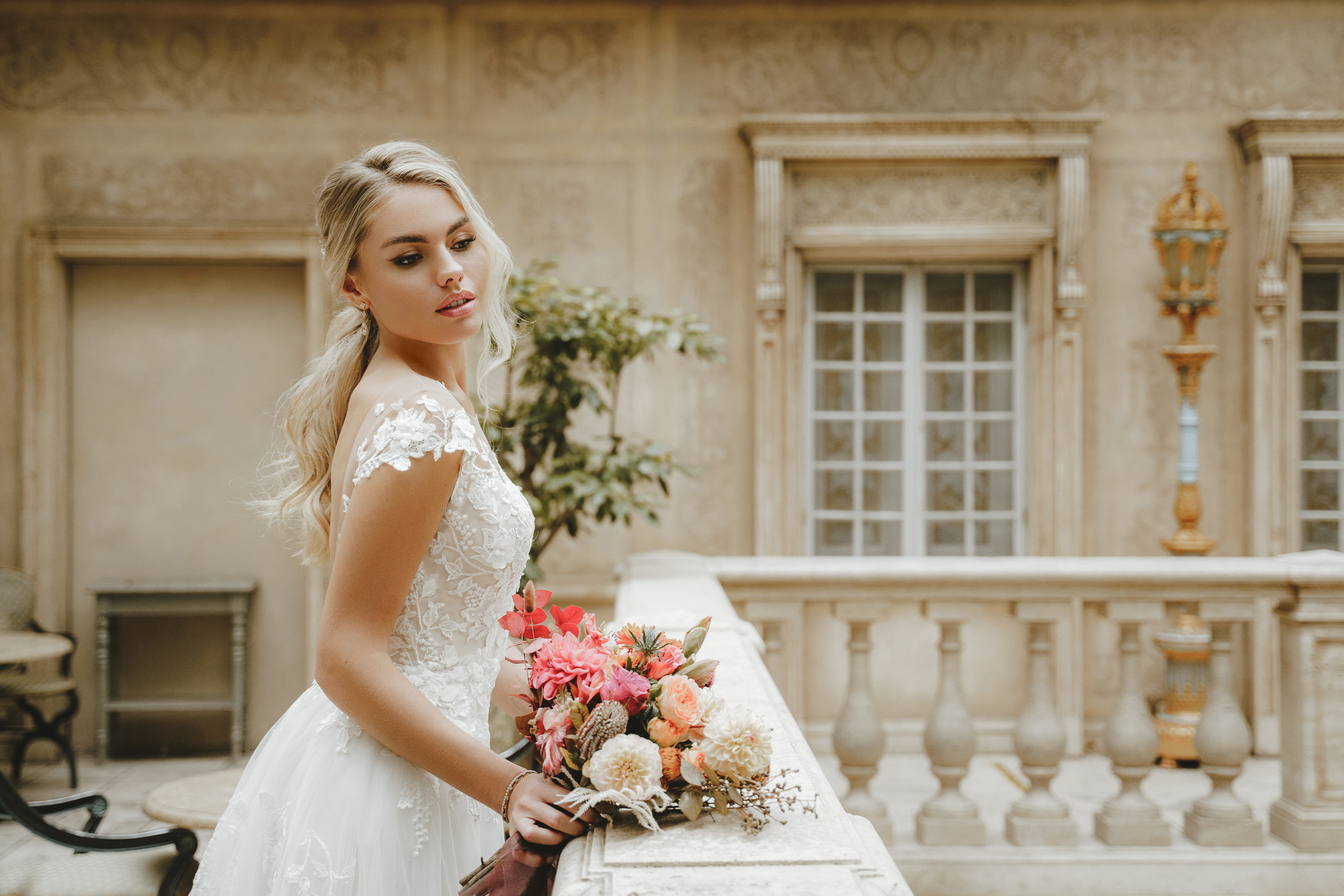 Как записаться на свадебную фотосессию в ресторан Турандот