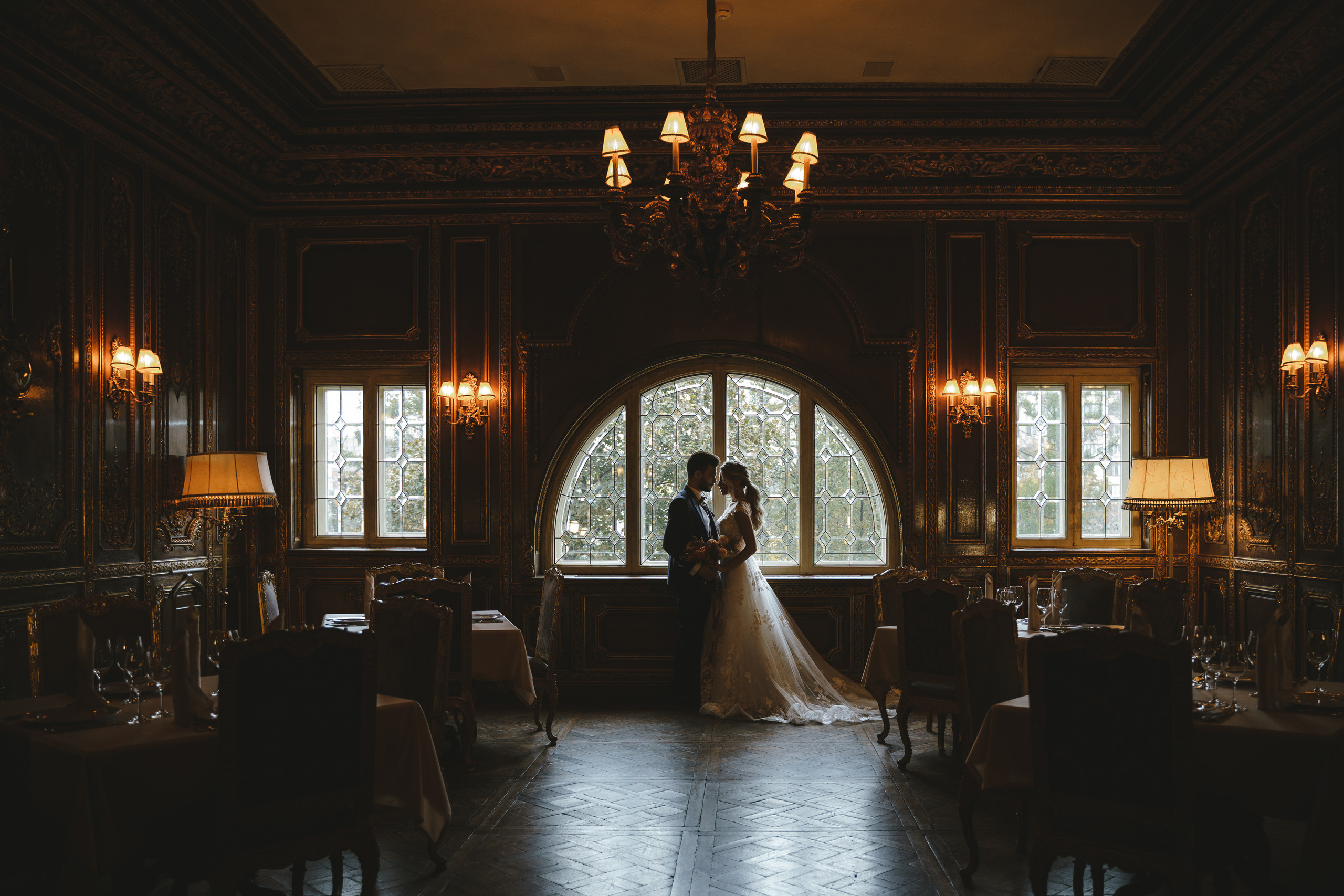 Как записаться на свадебную фотосессию в ресторан Турандот