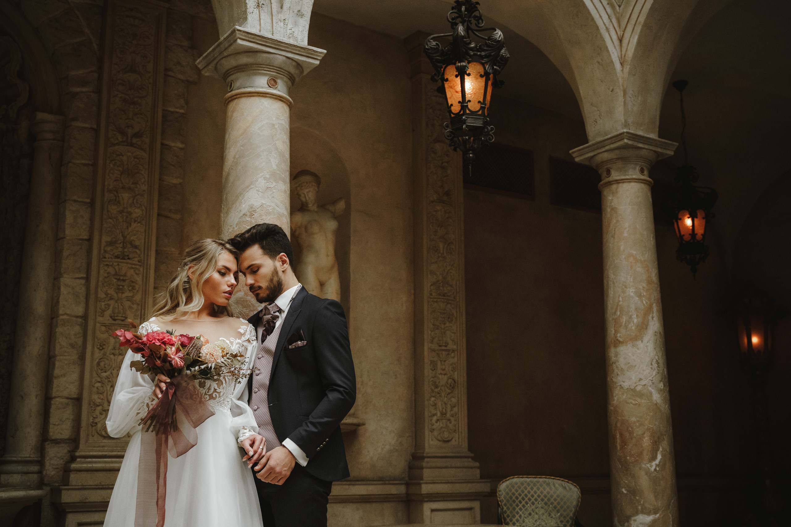 Как записаться на свадебную фотосессию в ресторан Турандот