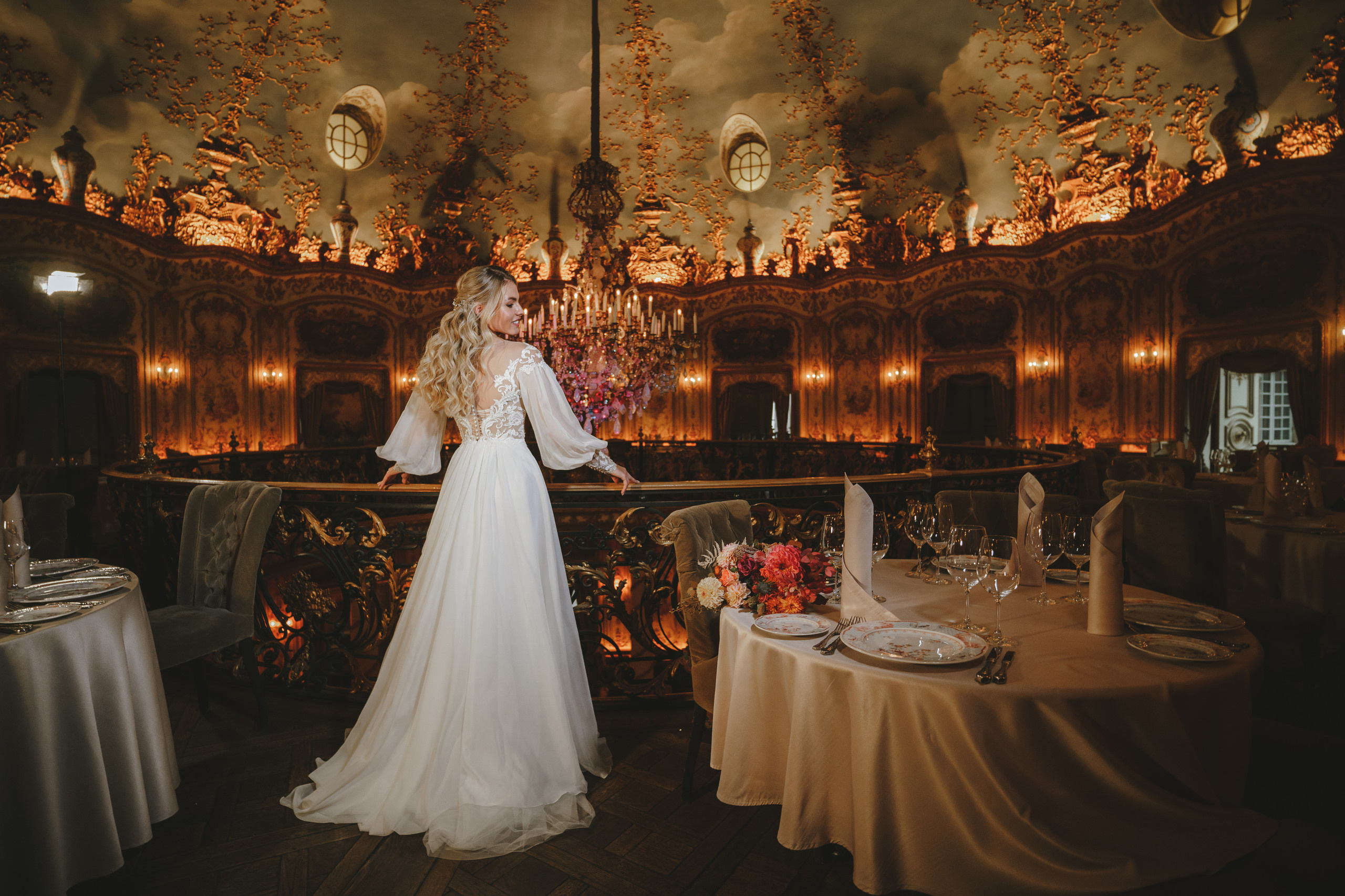 Как записаться на свадебную фотосессию в ресторан Турандот