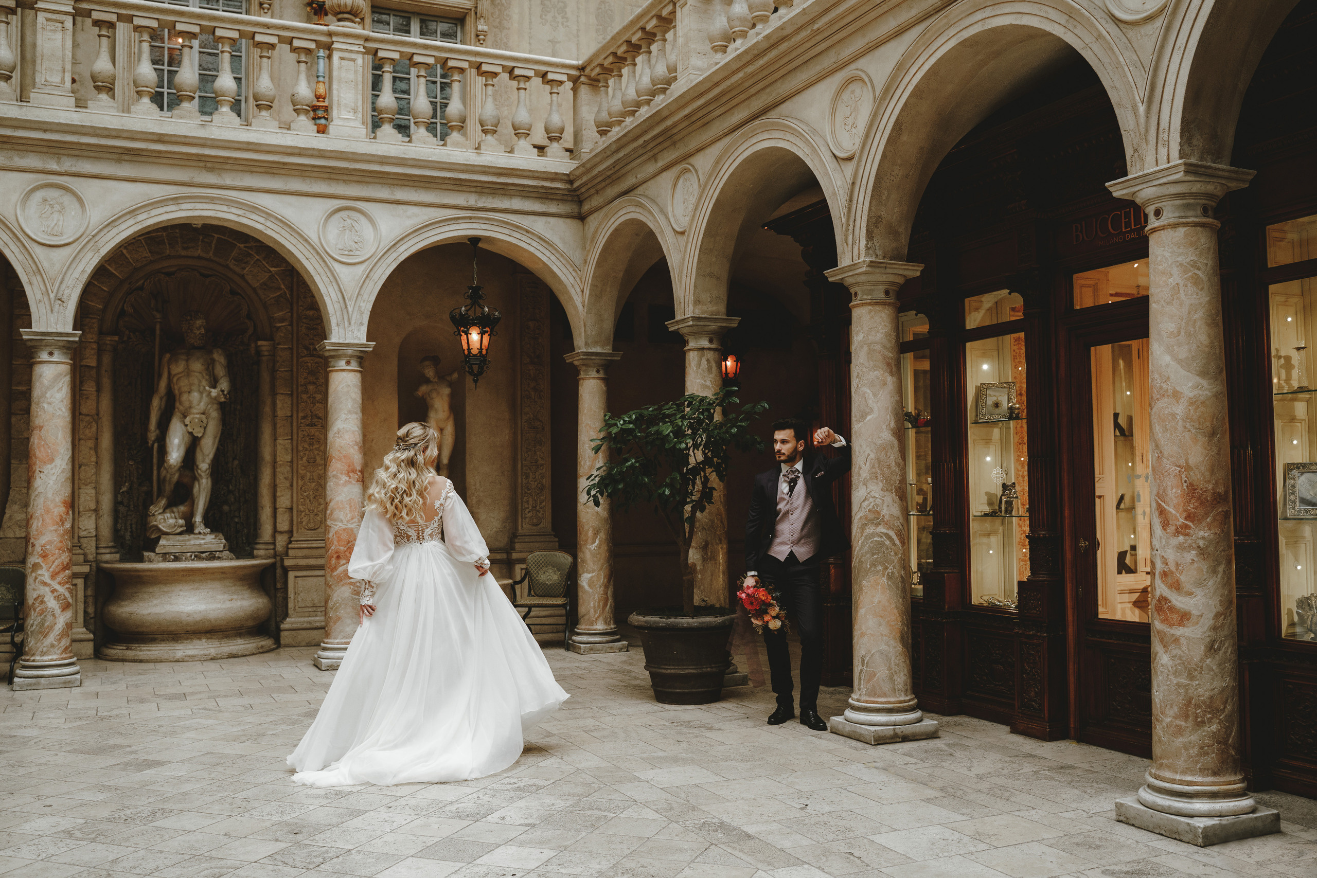 Как записаться на свадебную фотосессию в ресторан Турандот