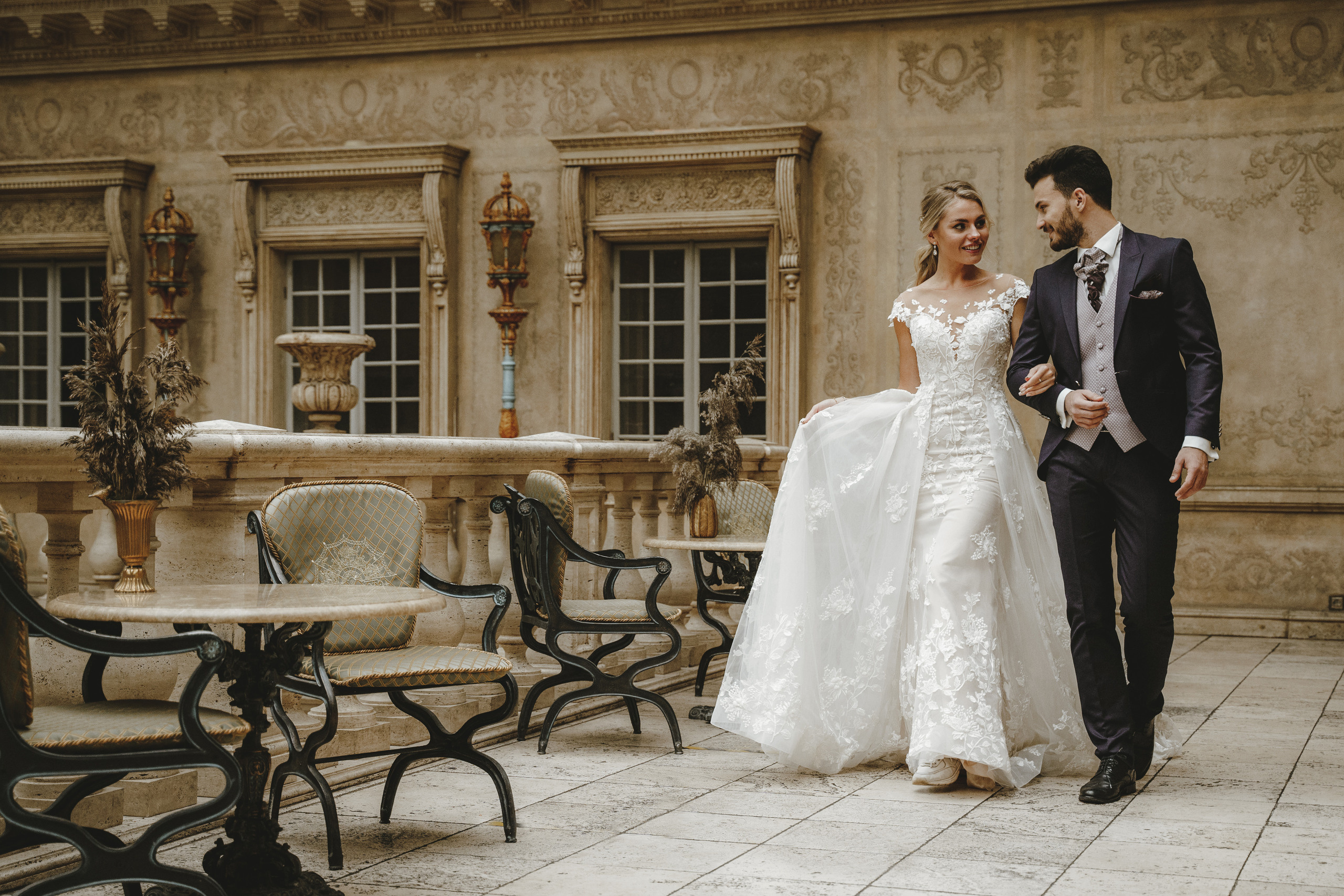 Как записаться на свадебную фотосессию в ресторан Турандот