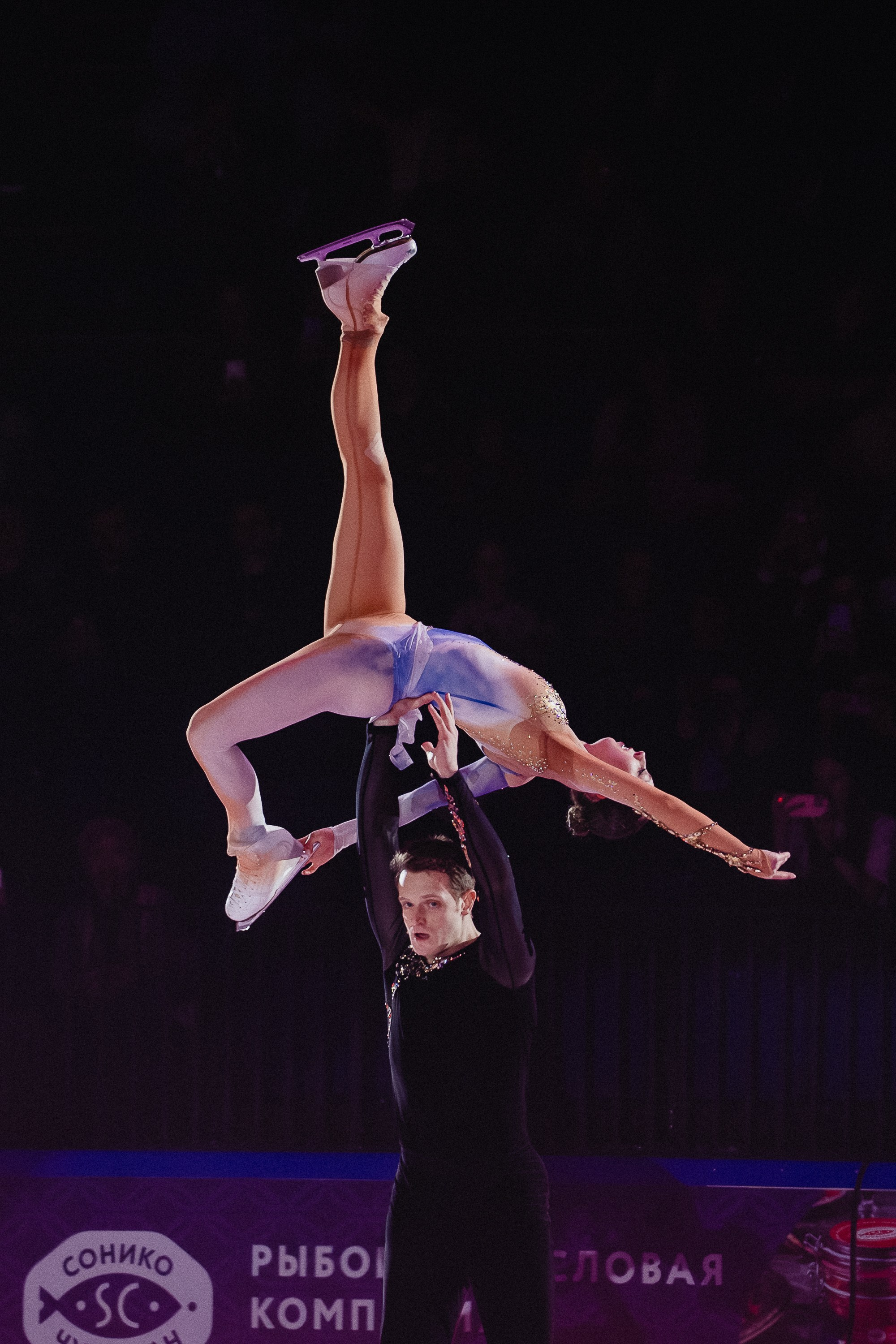 Шоу Этери Тутберидзе в Новосибирске. Воробьева Ксения — Спортивный и танцевальный фотограф Новосибирск