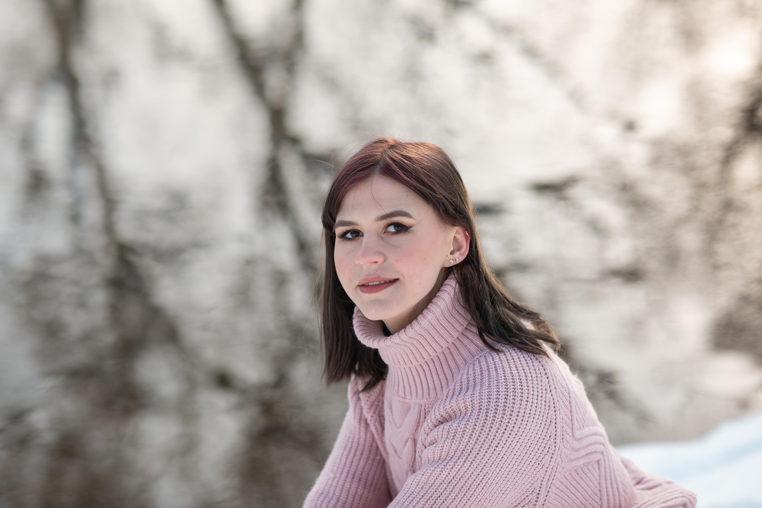 Таня и Оля с лошадью в Прилепах. Женский семейный фотограф Тула Москва Захарова Анна