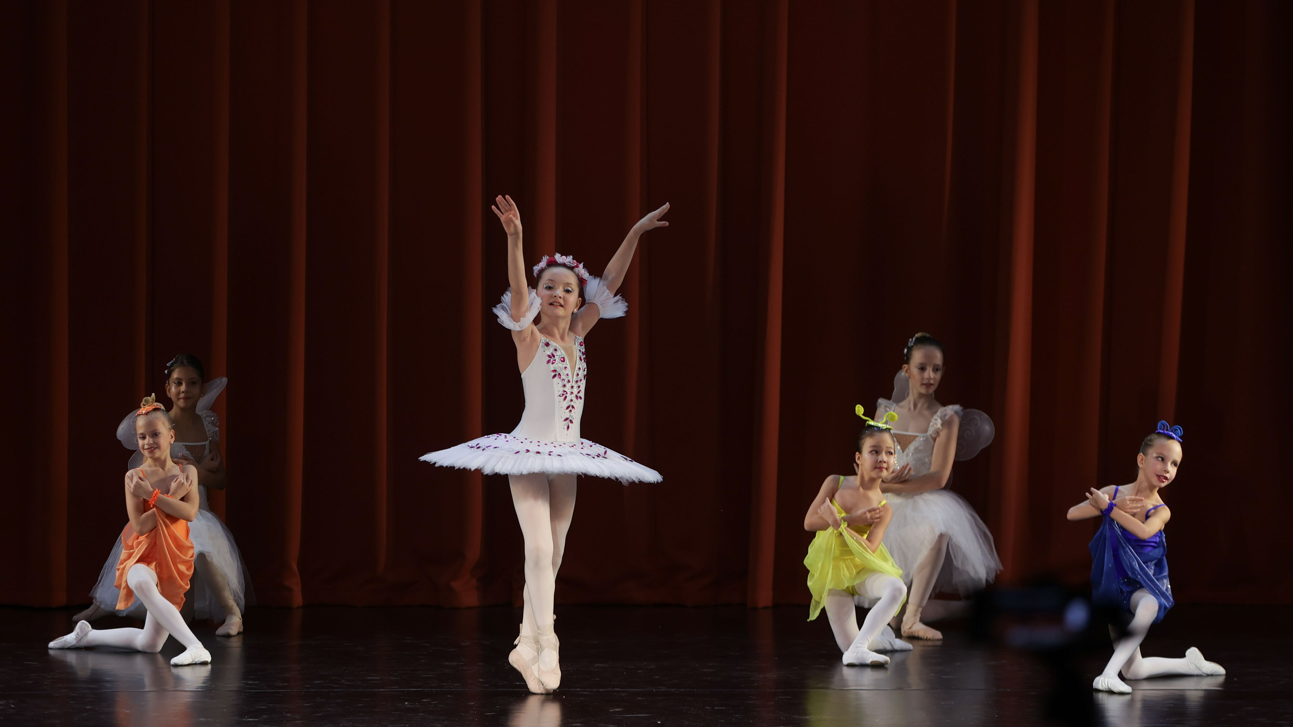 Фестиваль хореографического искусства «КУБОК ЛЕГЕНДЫ — 2025». Выпускные альбомы и школьный фотограф в Подольске, Троицке, Щербинке, Москве и Московской области