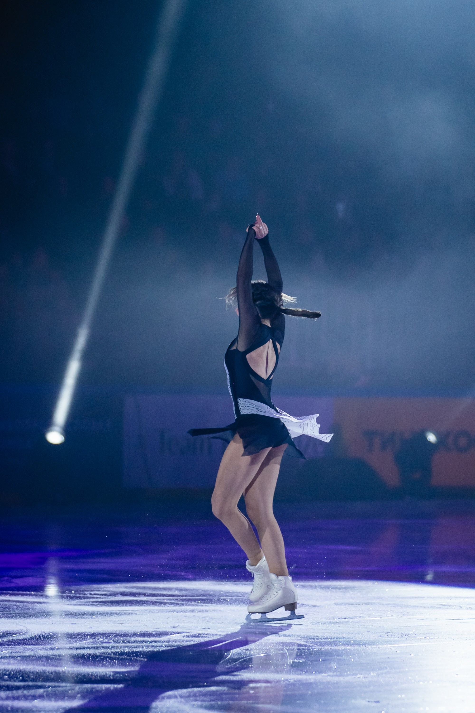 Шоу «Чемпионы на льду» в Новосибирске. Воробьева Ксения — Спортивный и танцевальный фотограф Новосибирск