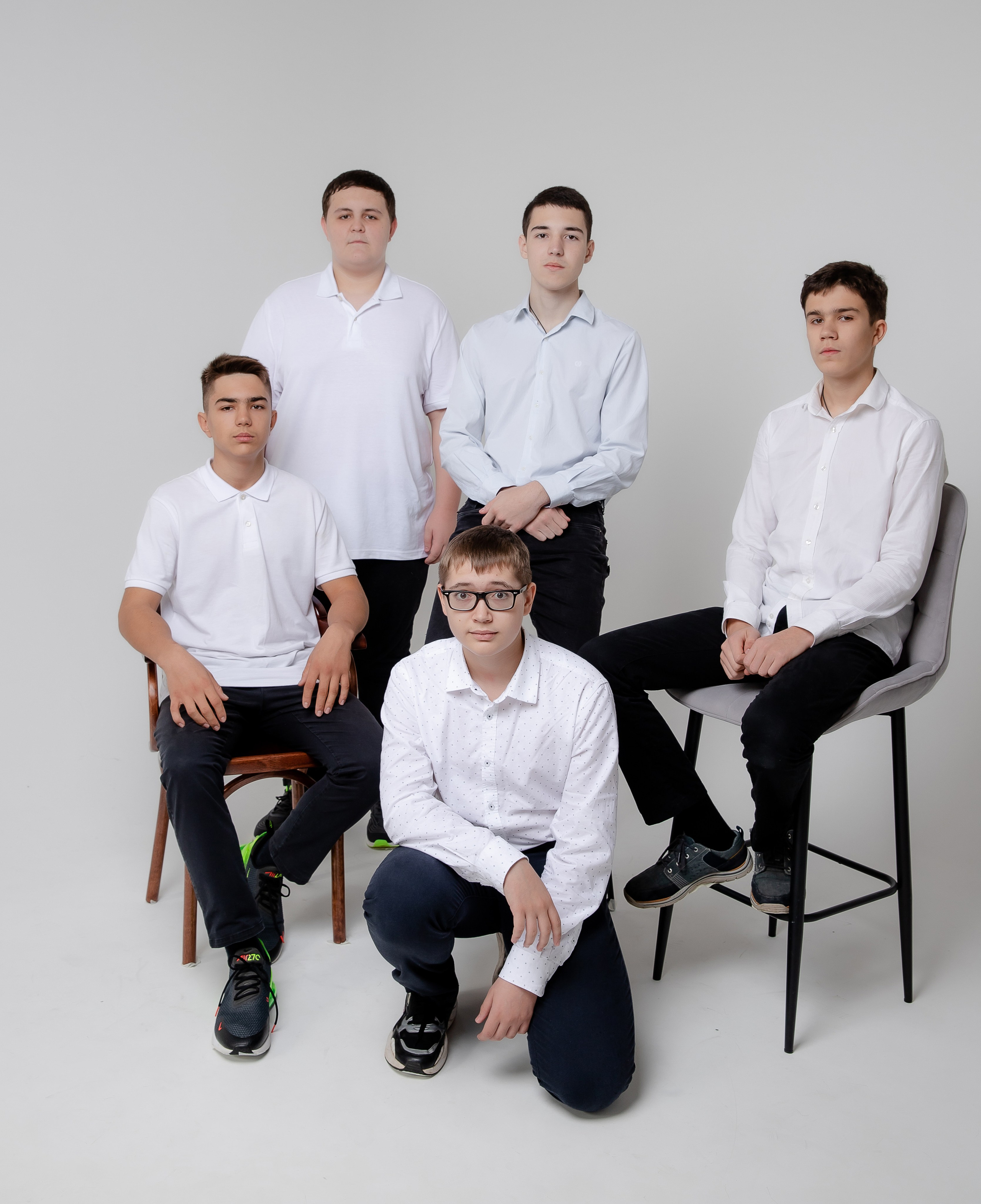 Фотосессия Гимназия 76 Класс 9Е. Современные Выпускные Альбомы в Ростове-на-Дону