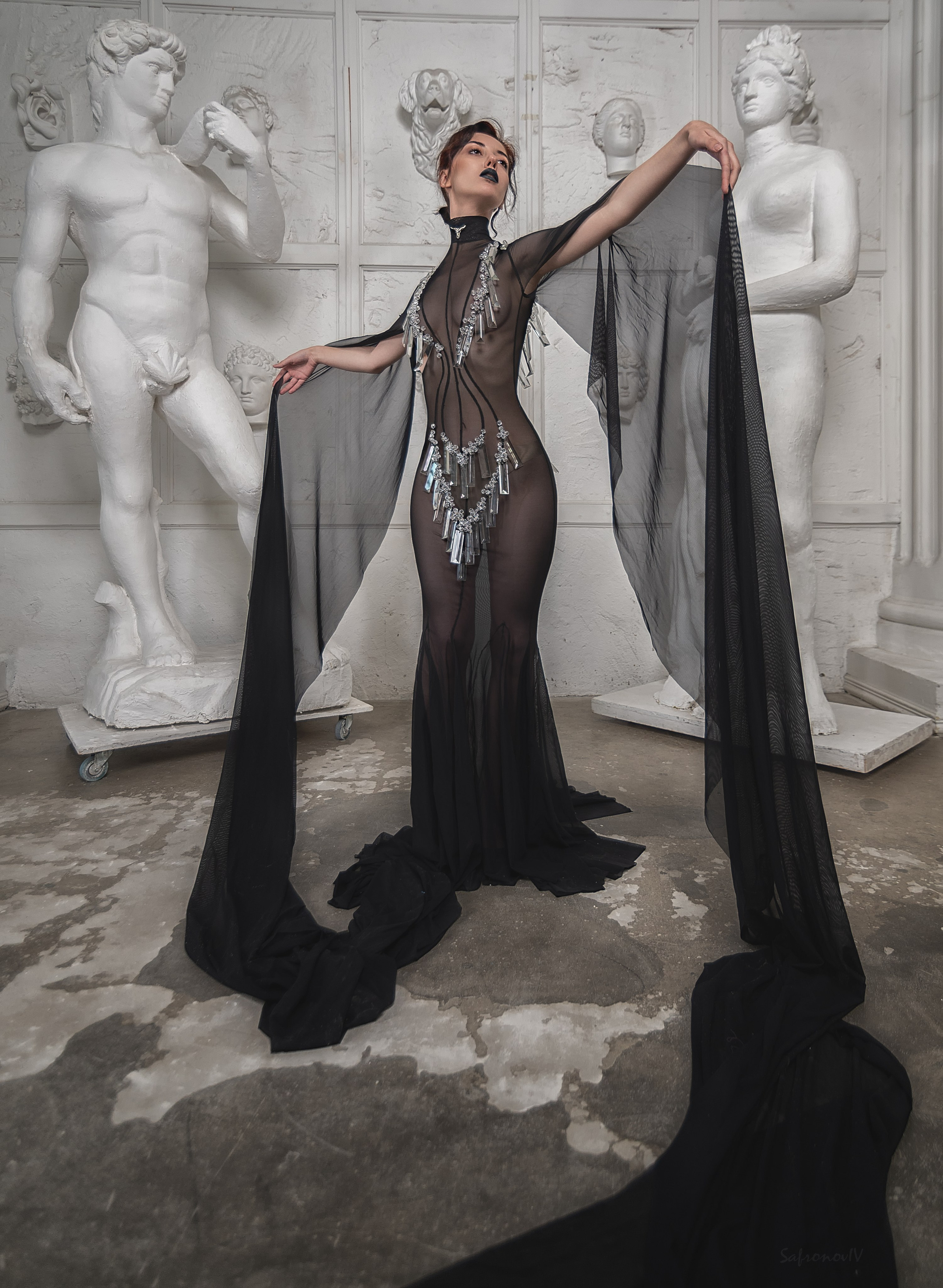 Костюм Голое платье