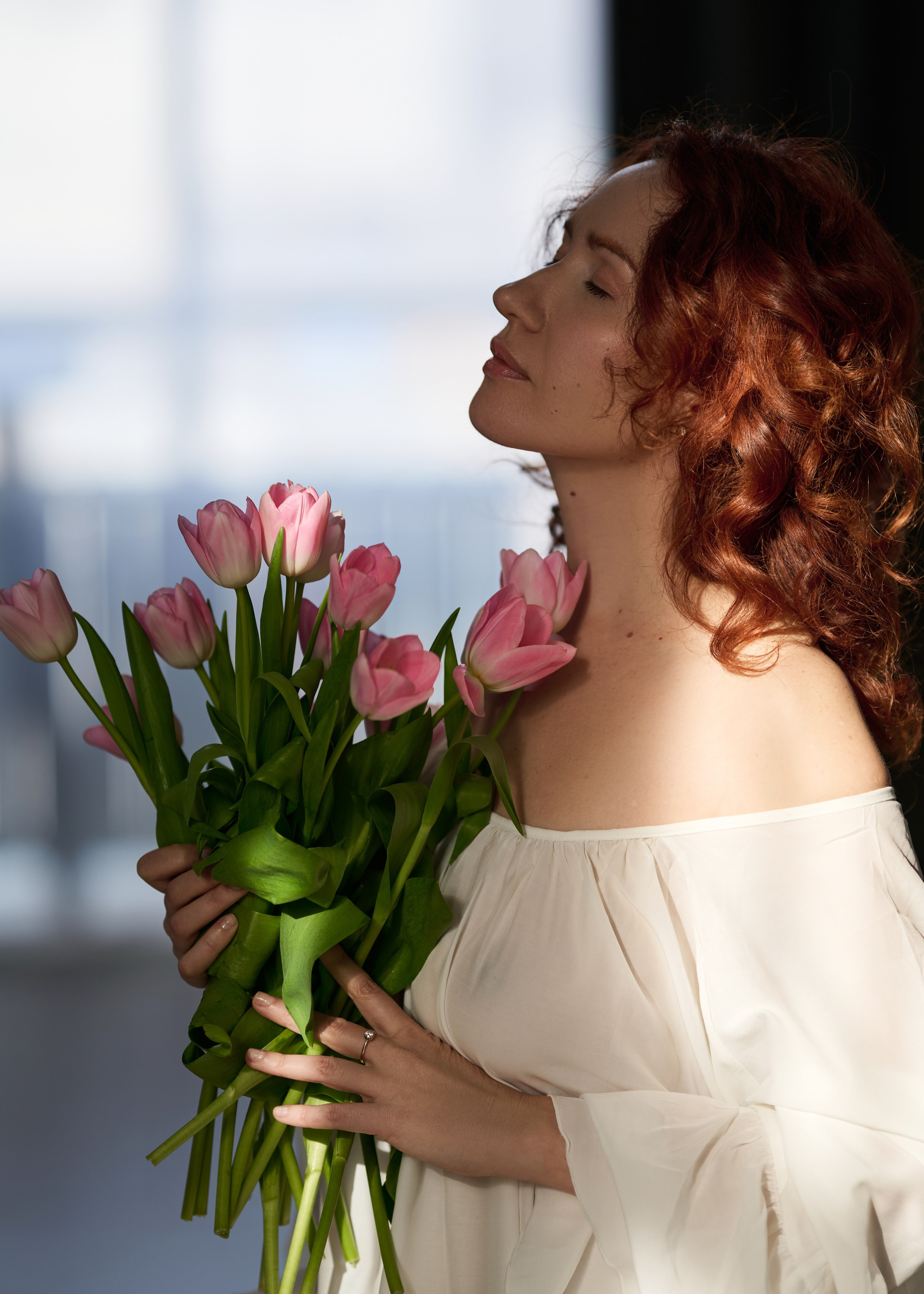 Анастасия. Апрельское утро