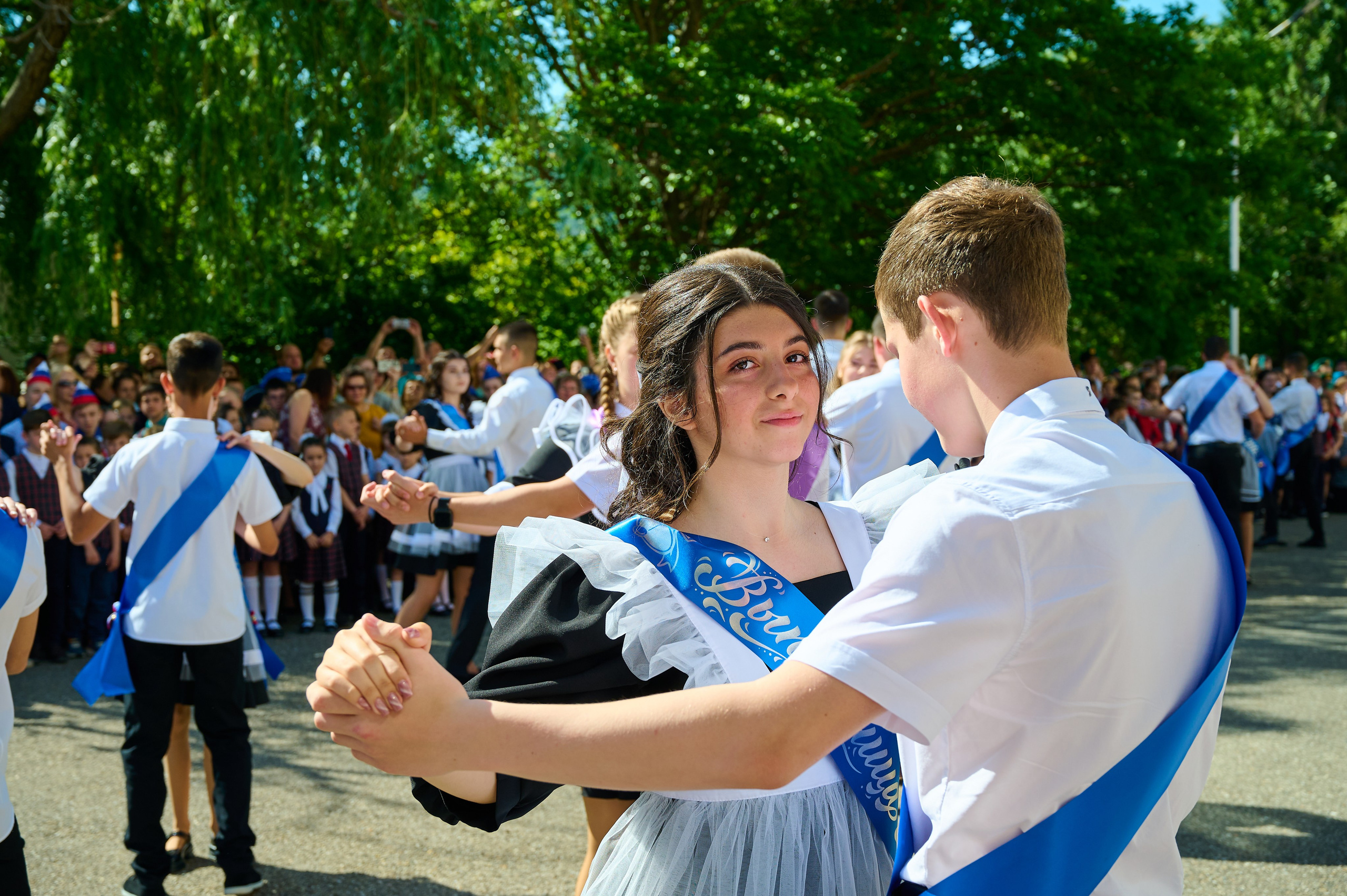 Последний звонок 2025. Жизнь курорта Кабардинка в фотографиях