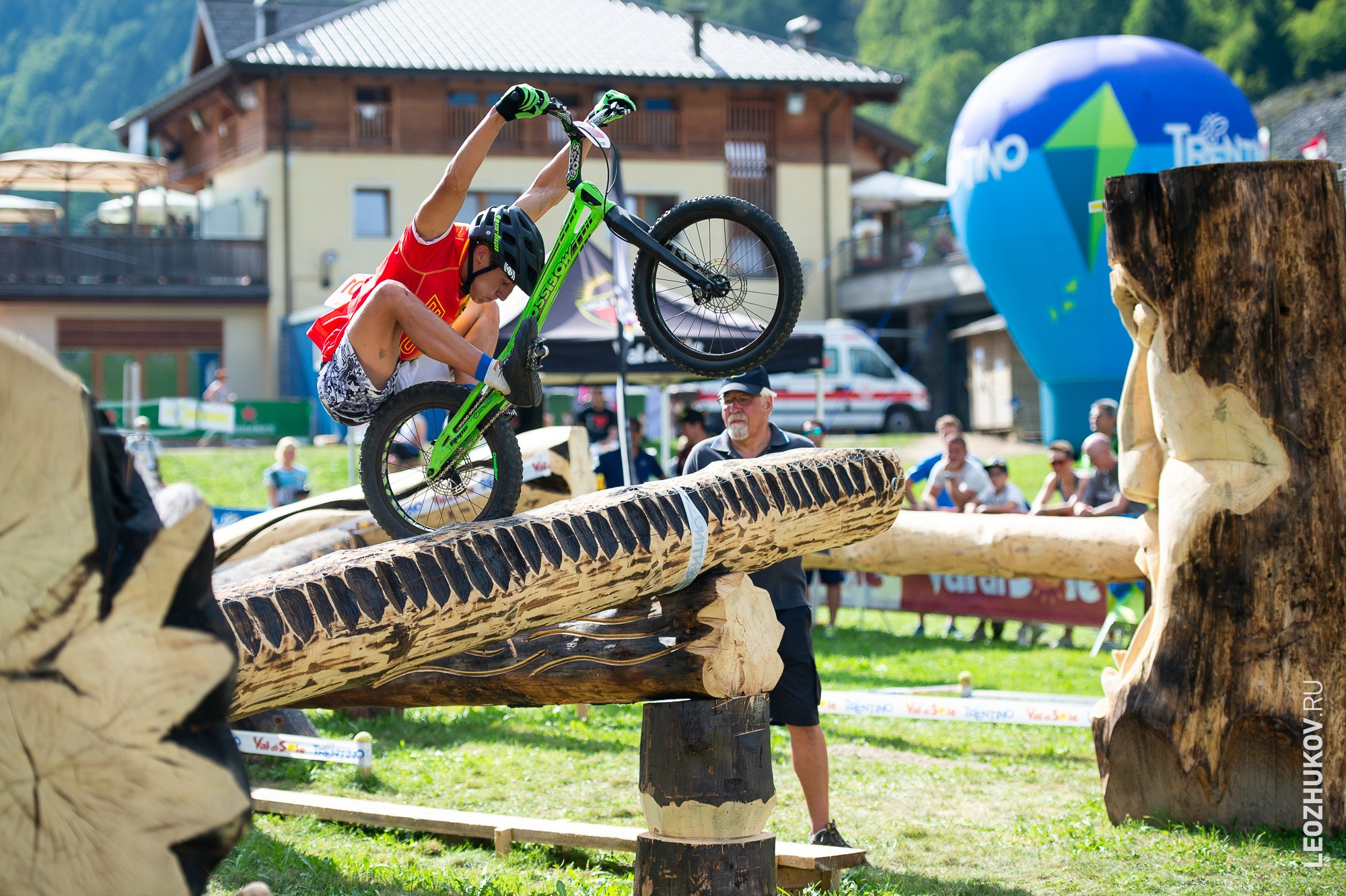 UCI Trials World Championships 2016 — finals. Sports photographer Leonid Zhukov
