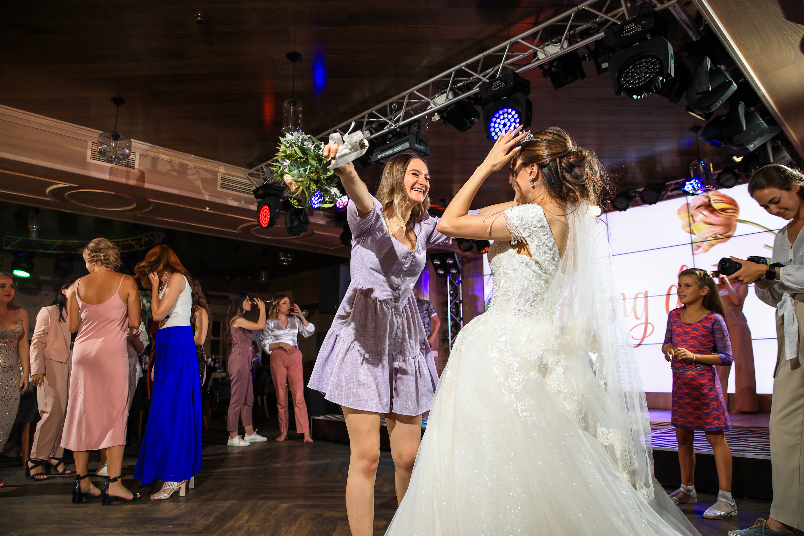 Дмитрий и Дарья. Фотограф в Саратове — Свадьба, выпускной, заказать 89376325252