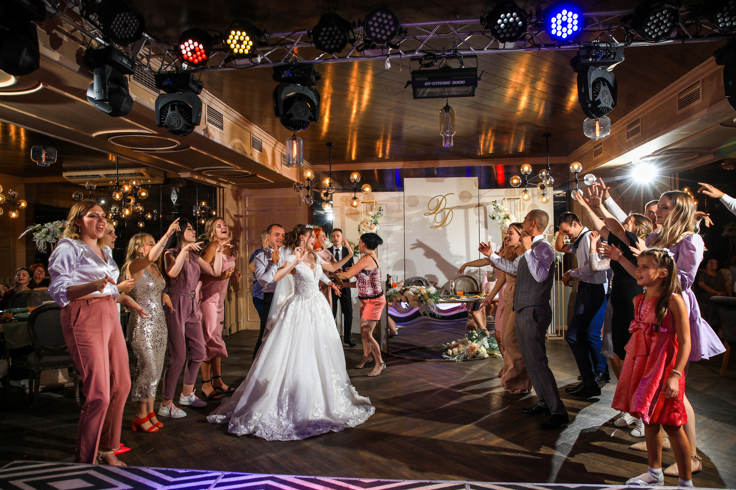 Дмитрий и Дарья. Фотограф в Саратове — Свадьба, выпускной, заказать 89376325252