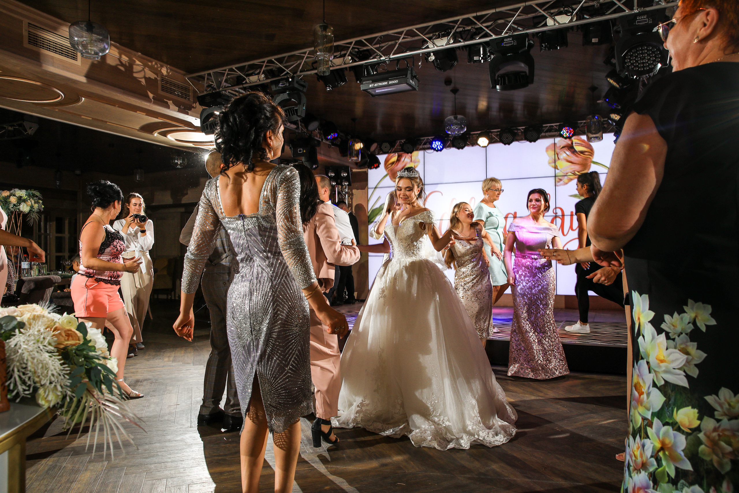 Дмитрий и Дарья. Фотограф в Саратове — Свадьба, выпускной, заказать 89376325252