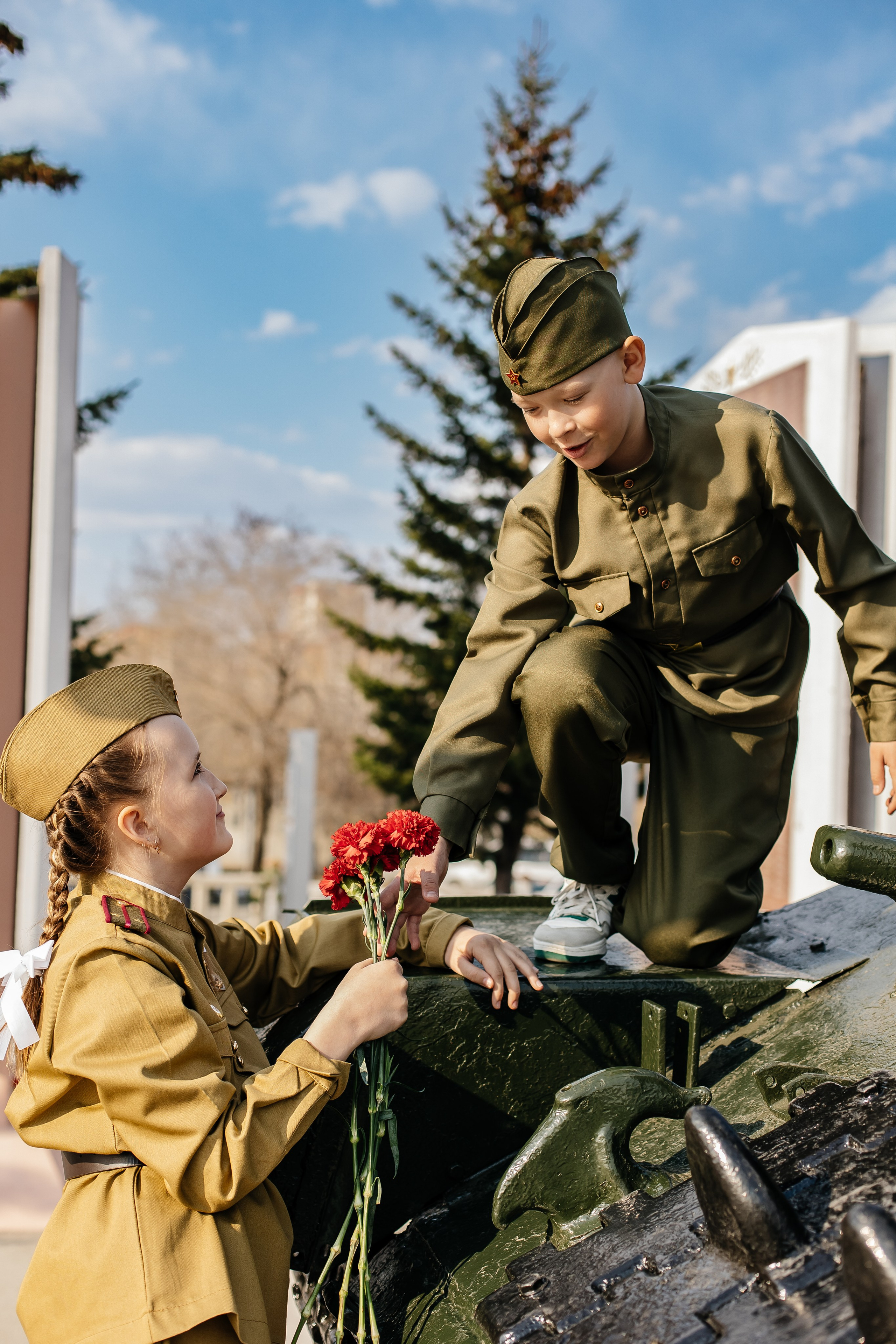 Мемориал «ПАРК ПОБЕДЫ». Фотограф Григорьева Ольга. Портретная, семейная съёмка, Love Stori, видеосъёмка в городе Чита. Выпускные альбомы, фотокниги