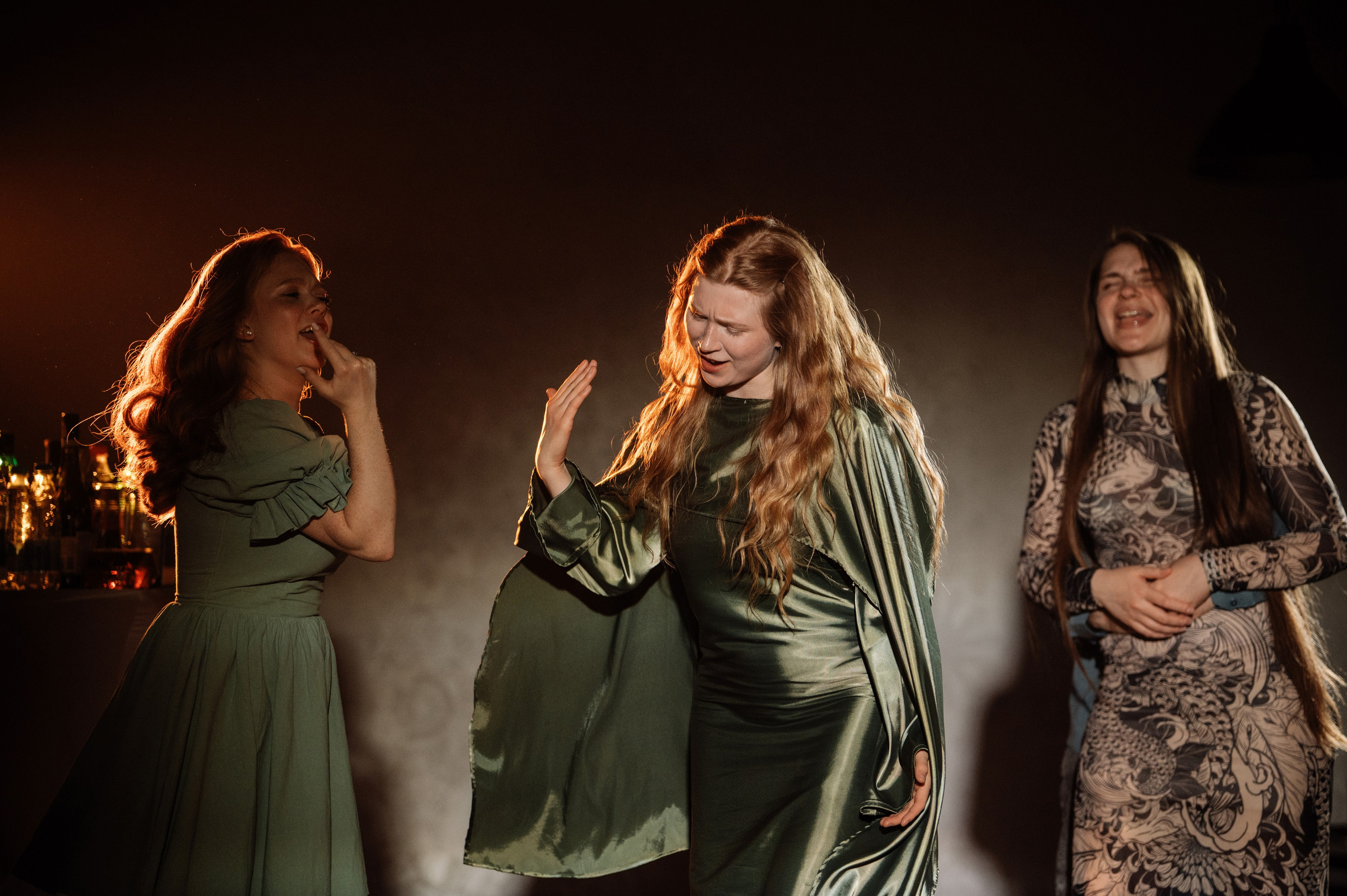 Свадебная фотосессия пары в Агроусадьбе Дачка бай