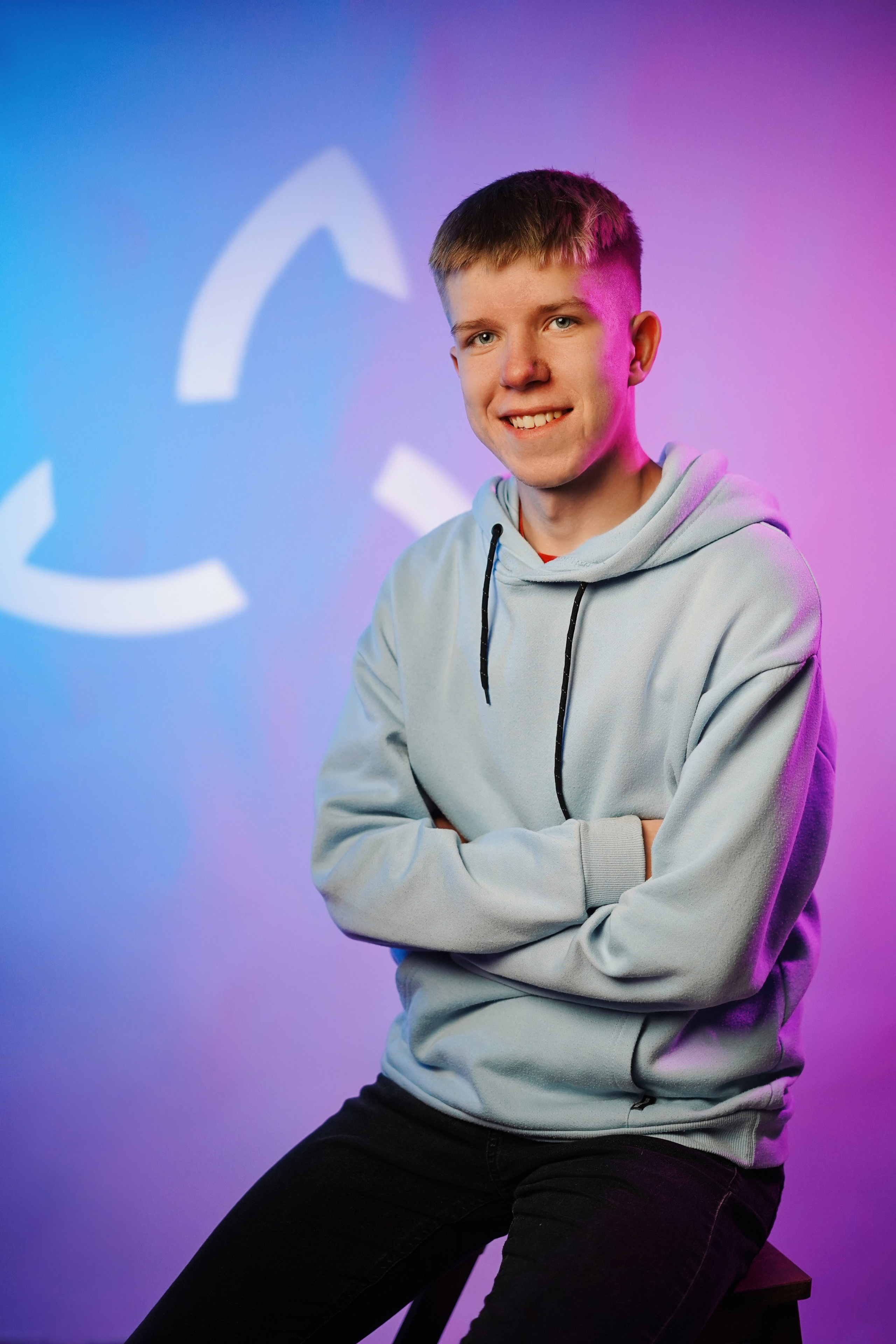 Стиль портрета в студии. GOTRA — выпускные альбомы в Тюмени