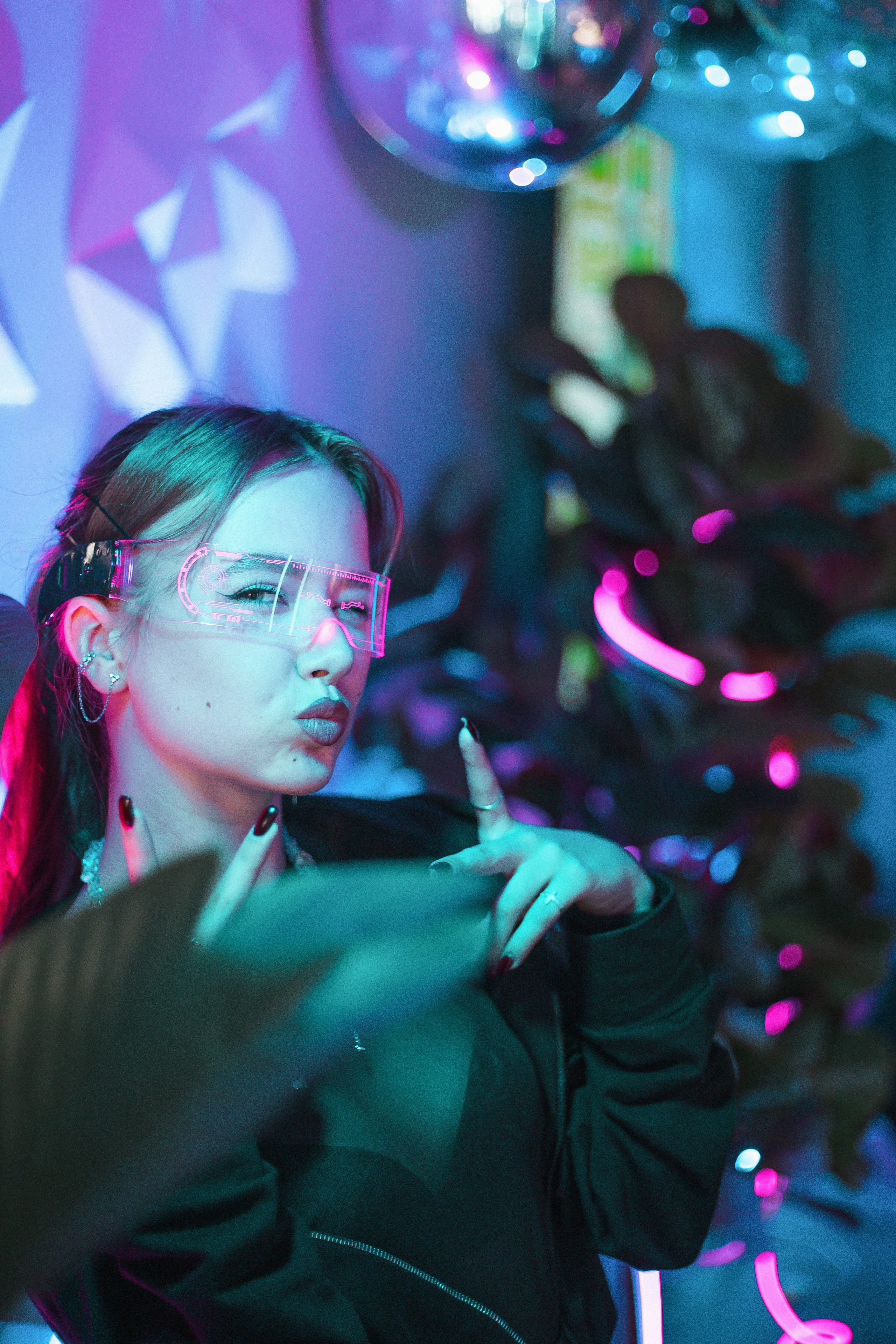 Walk-In Day в стиле киберпанк в тату-студии MUKHINA TATTOO. СВОИ. ФОТООТЧЕТЫ-СОБЫТИЯ-МЕСТА